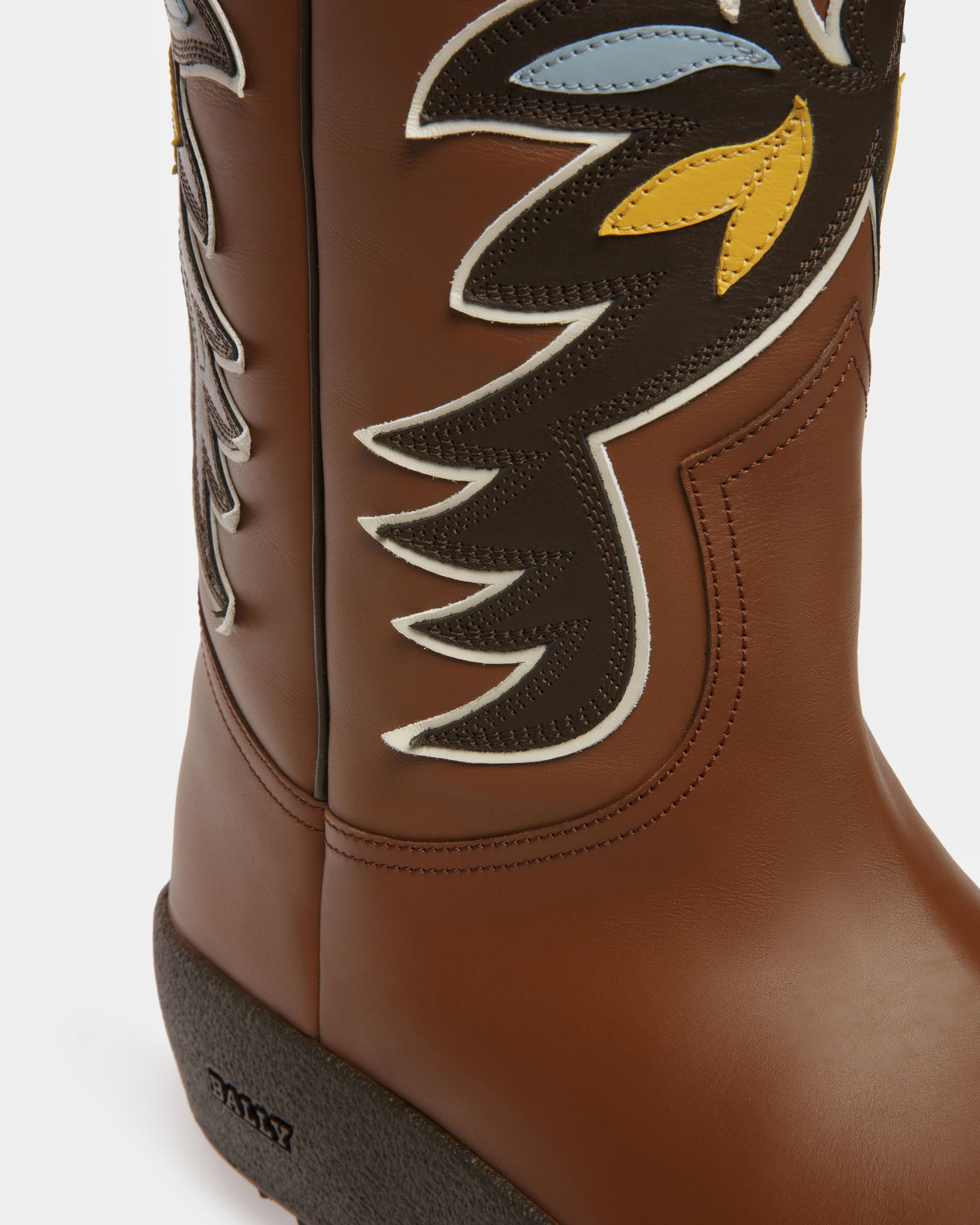 Bally Global - Chambery Leather Snow Boots In Brown & Ebony Brown - Brown