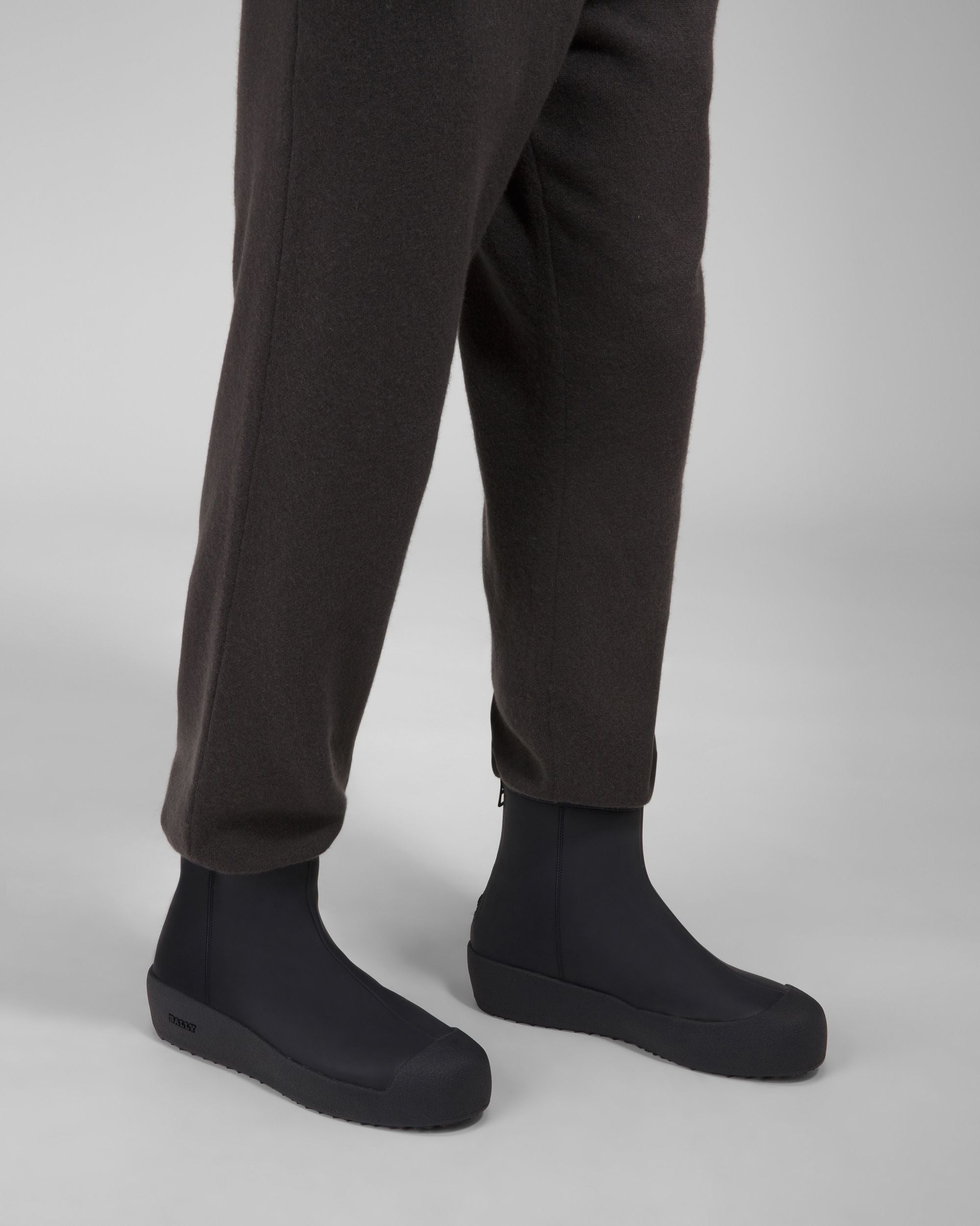 Bally Global - Bernina Botas De Piel Para La Nieve En Azul Marino - Azul