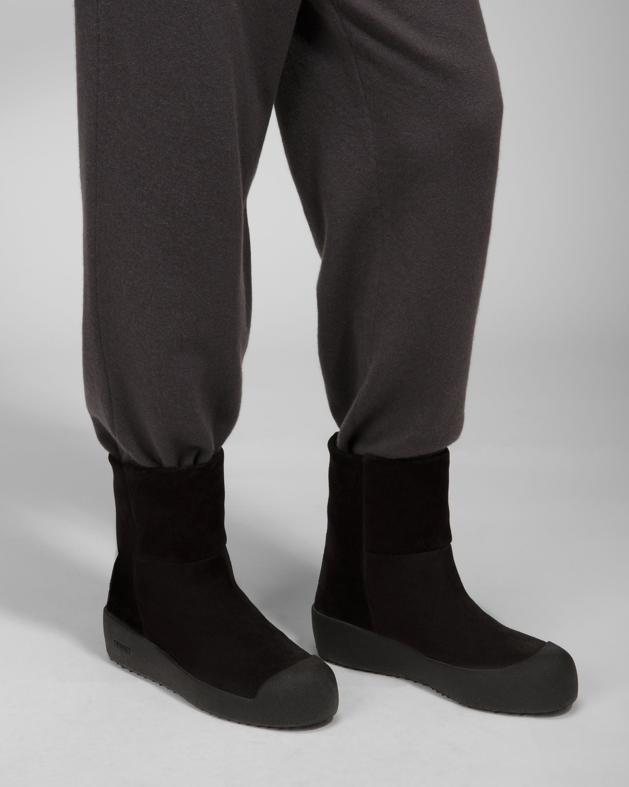 Bally Global - Gstaad Leather Snow Boots In Black - Black