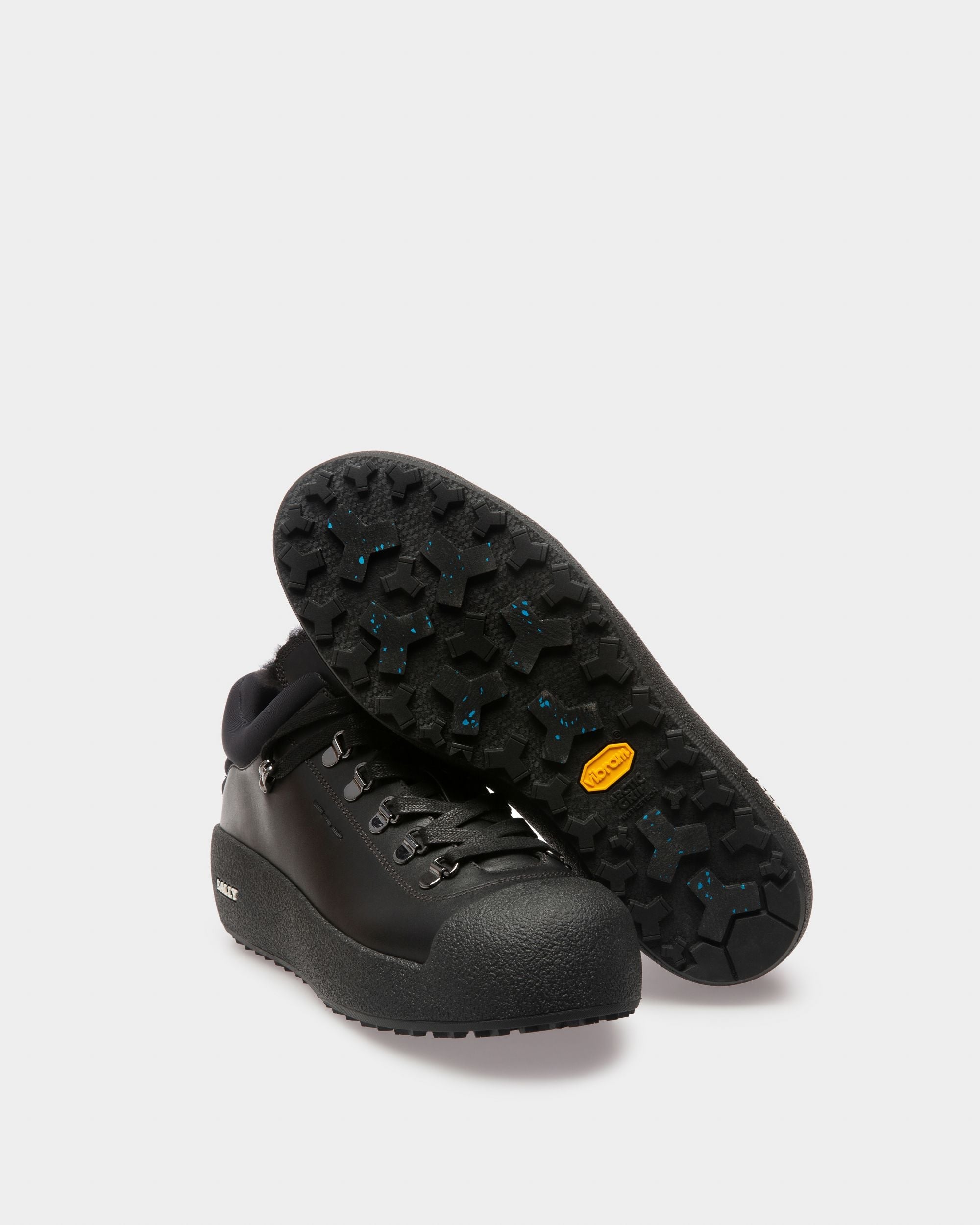 Bally Global - Curyal Leather Snow Boots In Black - Black