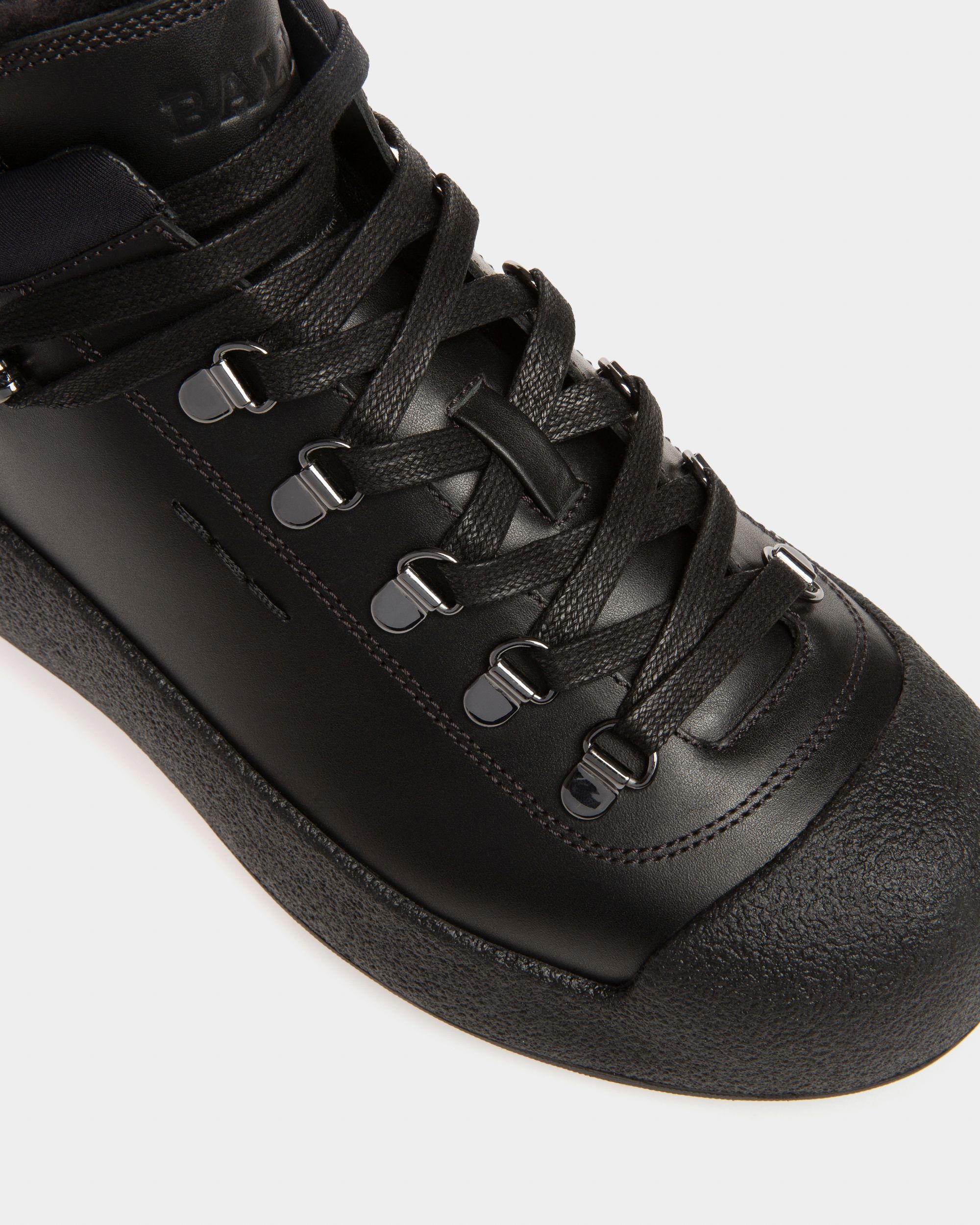 Bally Global - Curyal Leather Snow Boots In Black - Black