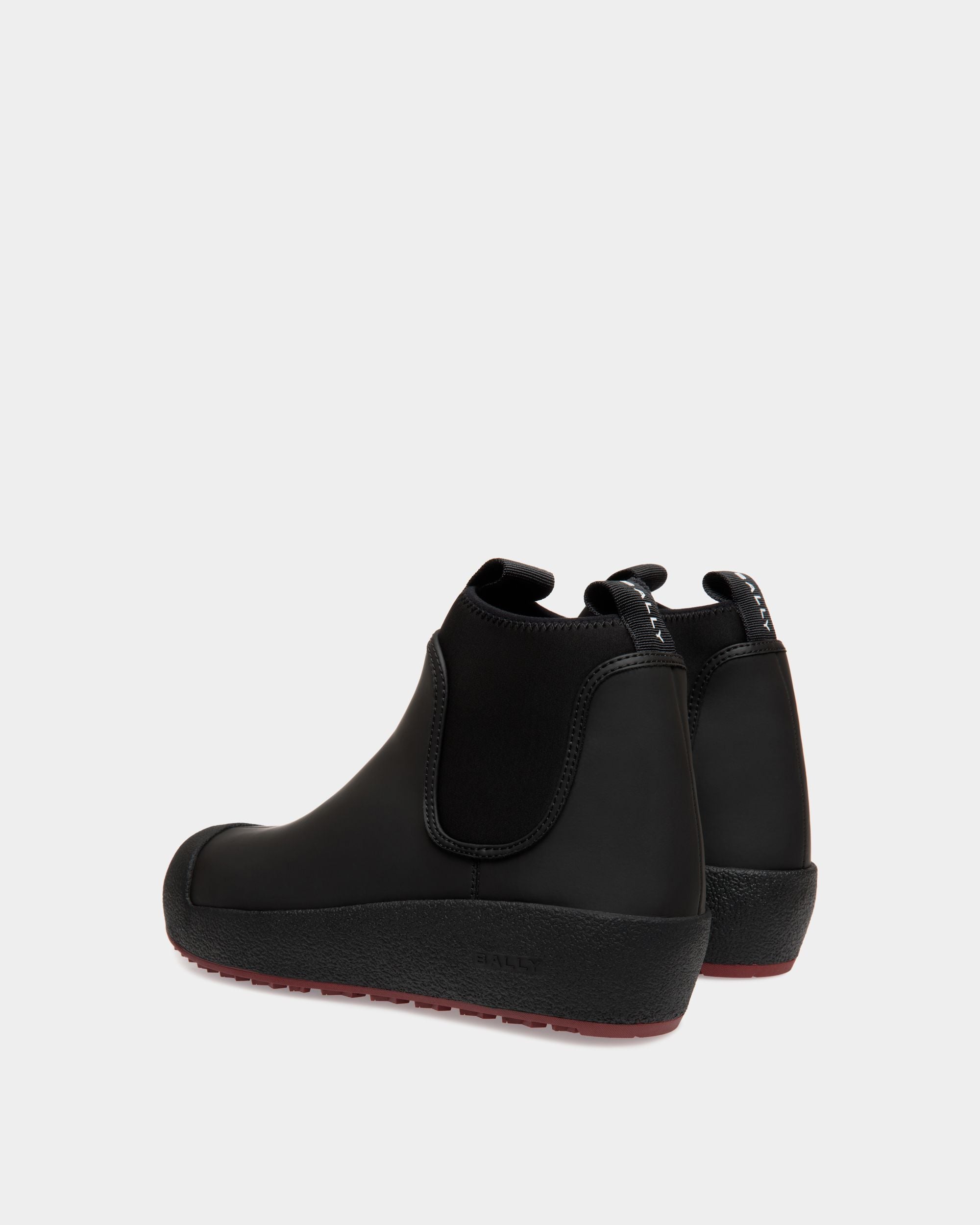Bally Global - Bally Curling Boots In Black Leather - Black