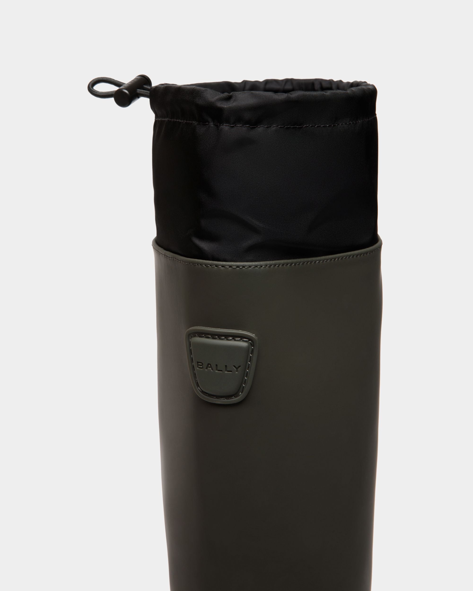 Bally Global - Frei Boot in Military Green Rubberized Leather - Verde