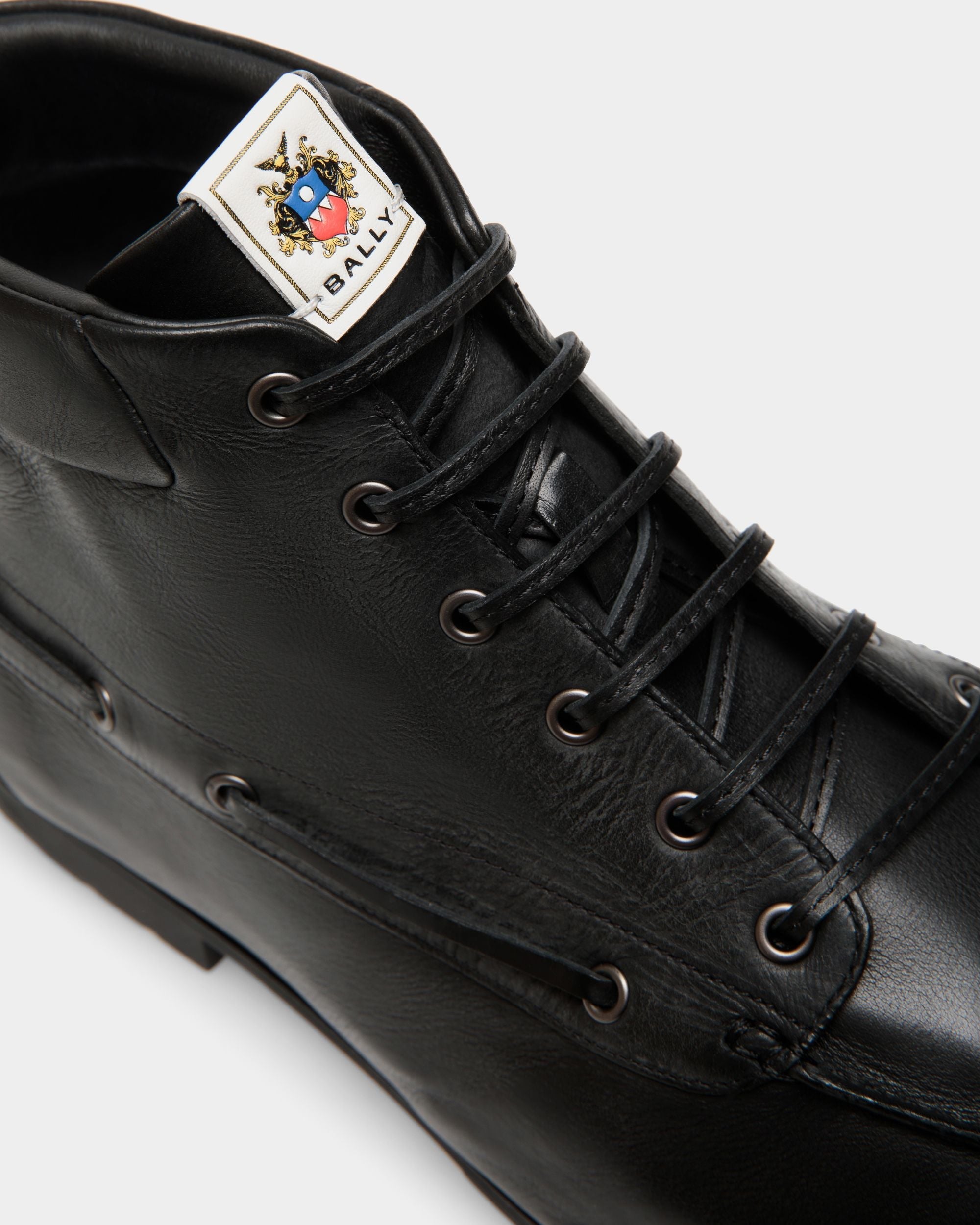 Bally Global - Bottine Plume En Cuir Noir - Noir