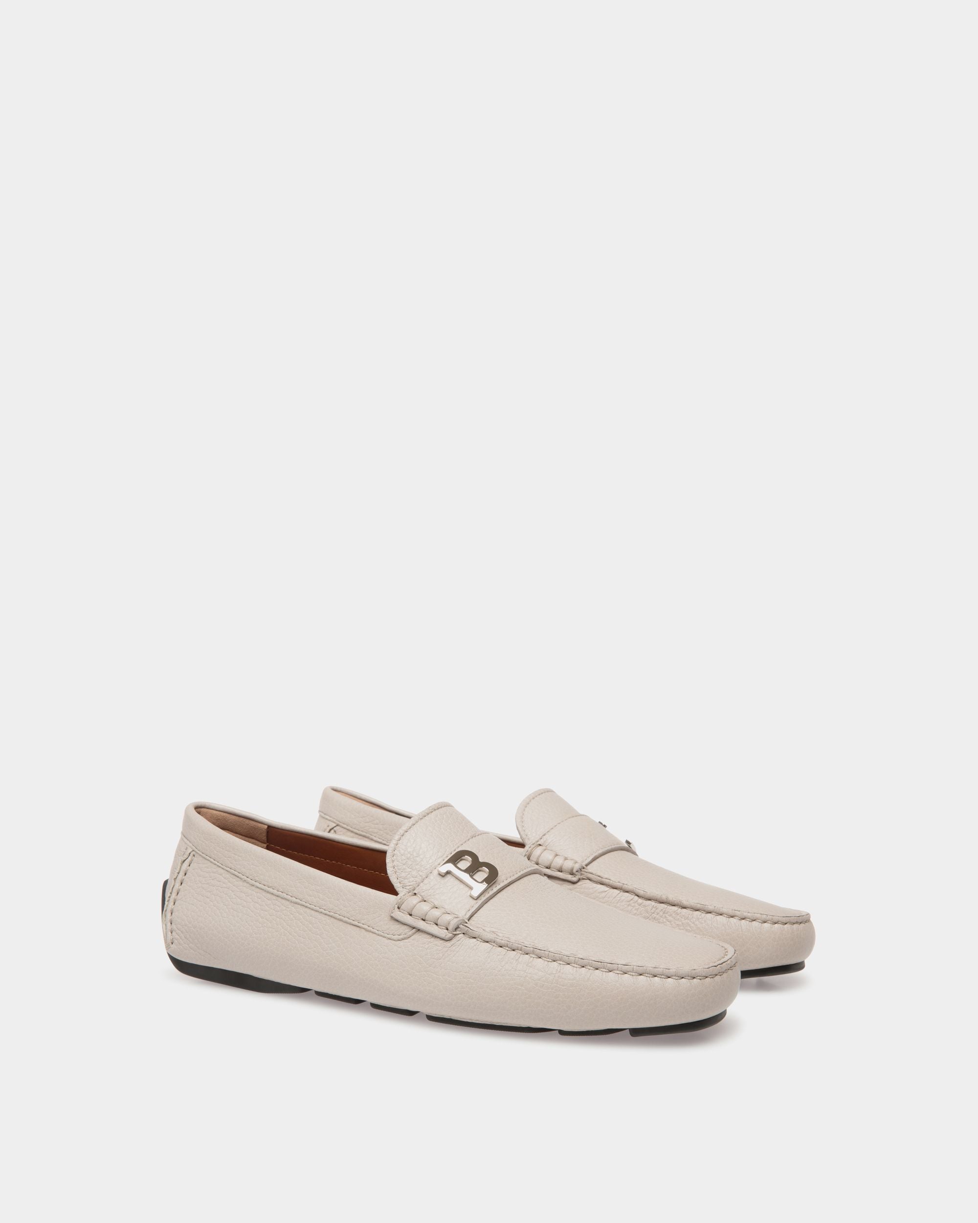 Bally Global - Zapato Driver De Piel Granulada Blanca - Beige