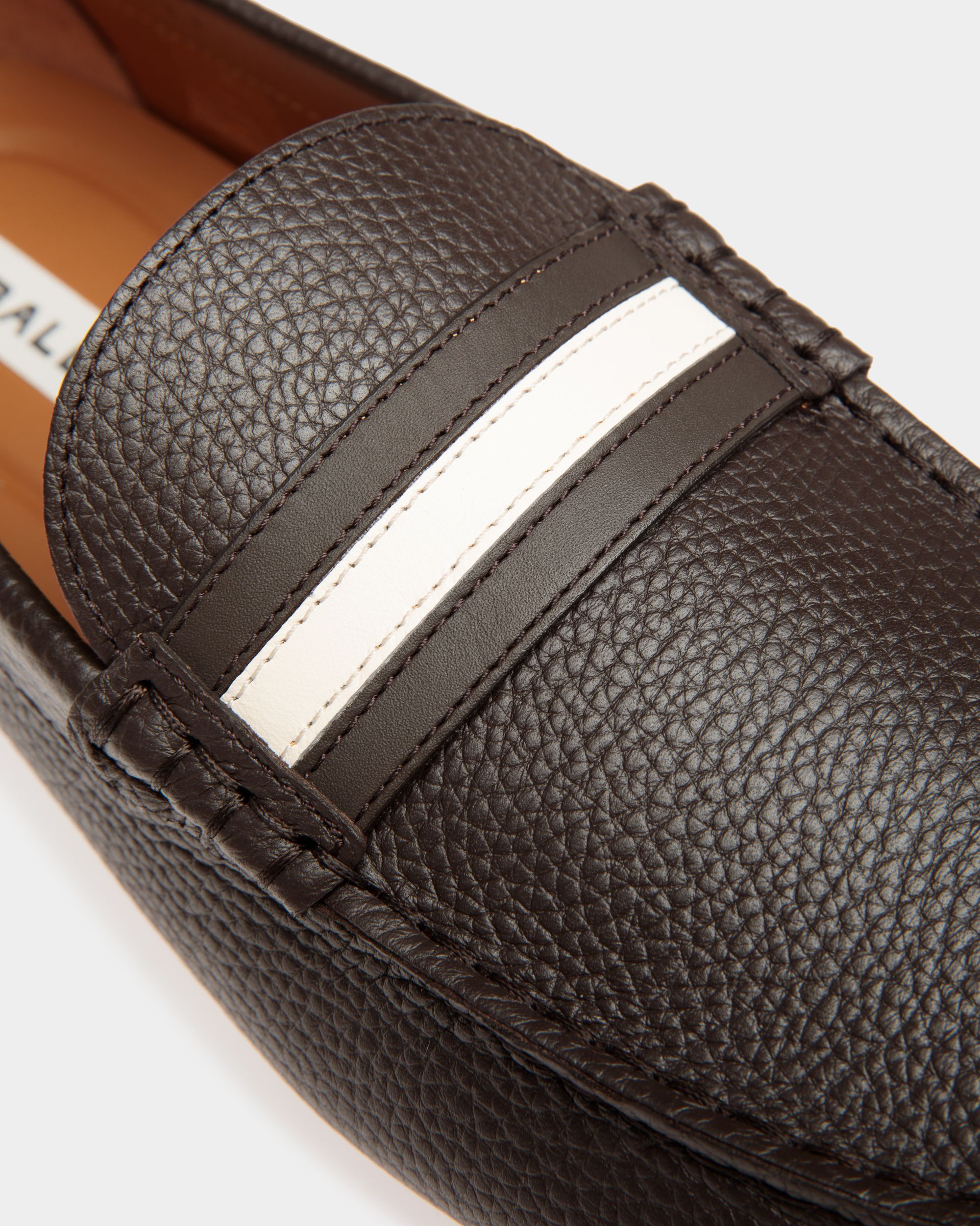 Bally Global - Kerbs Driver In Ebano Grained Leather - Brown