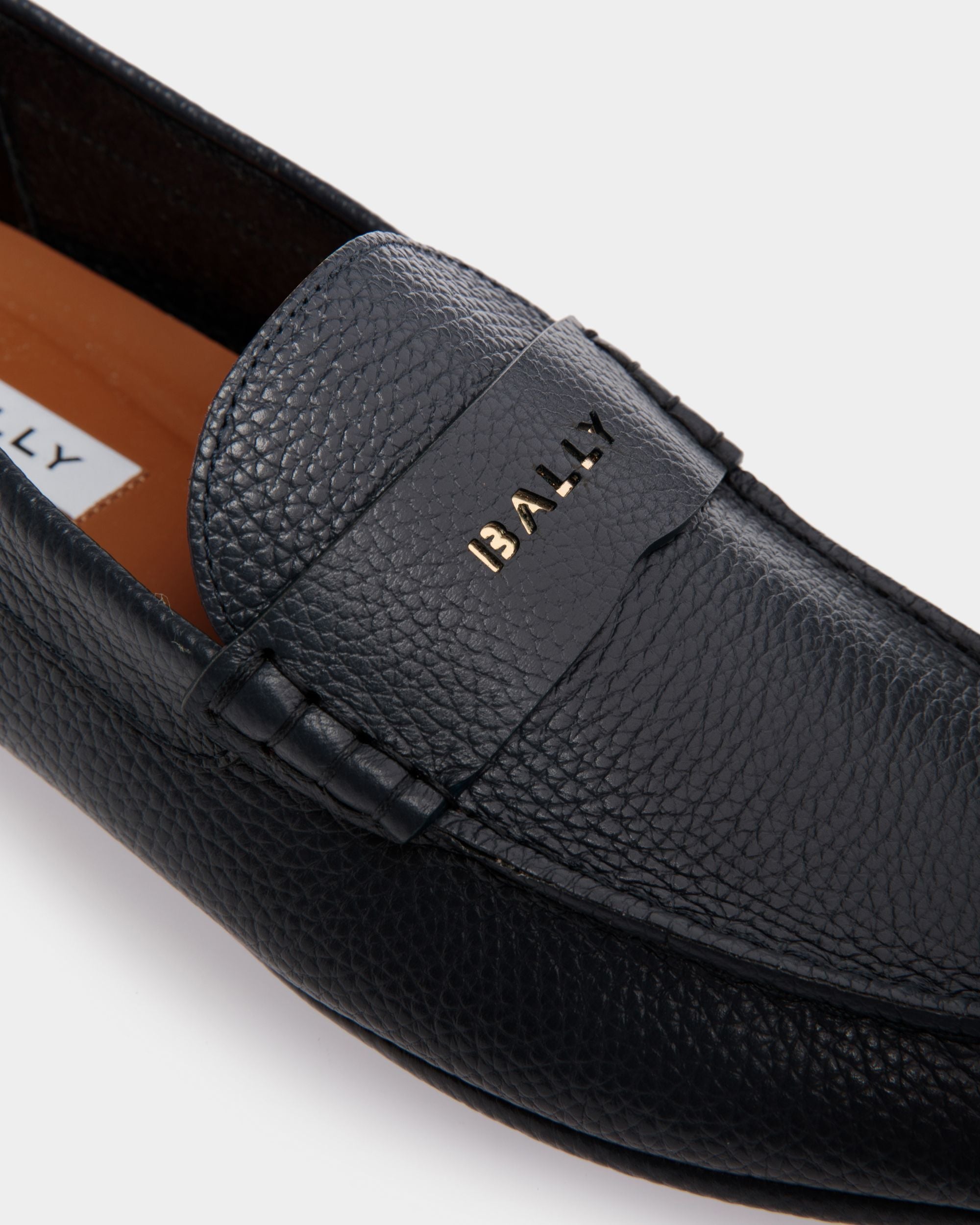Bally Global - Kerbs Driver in Blue Grained Leather - Blue