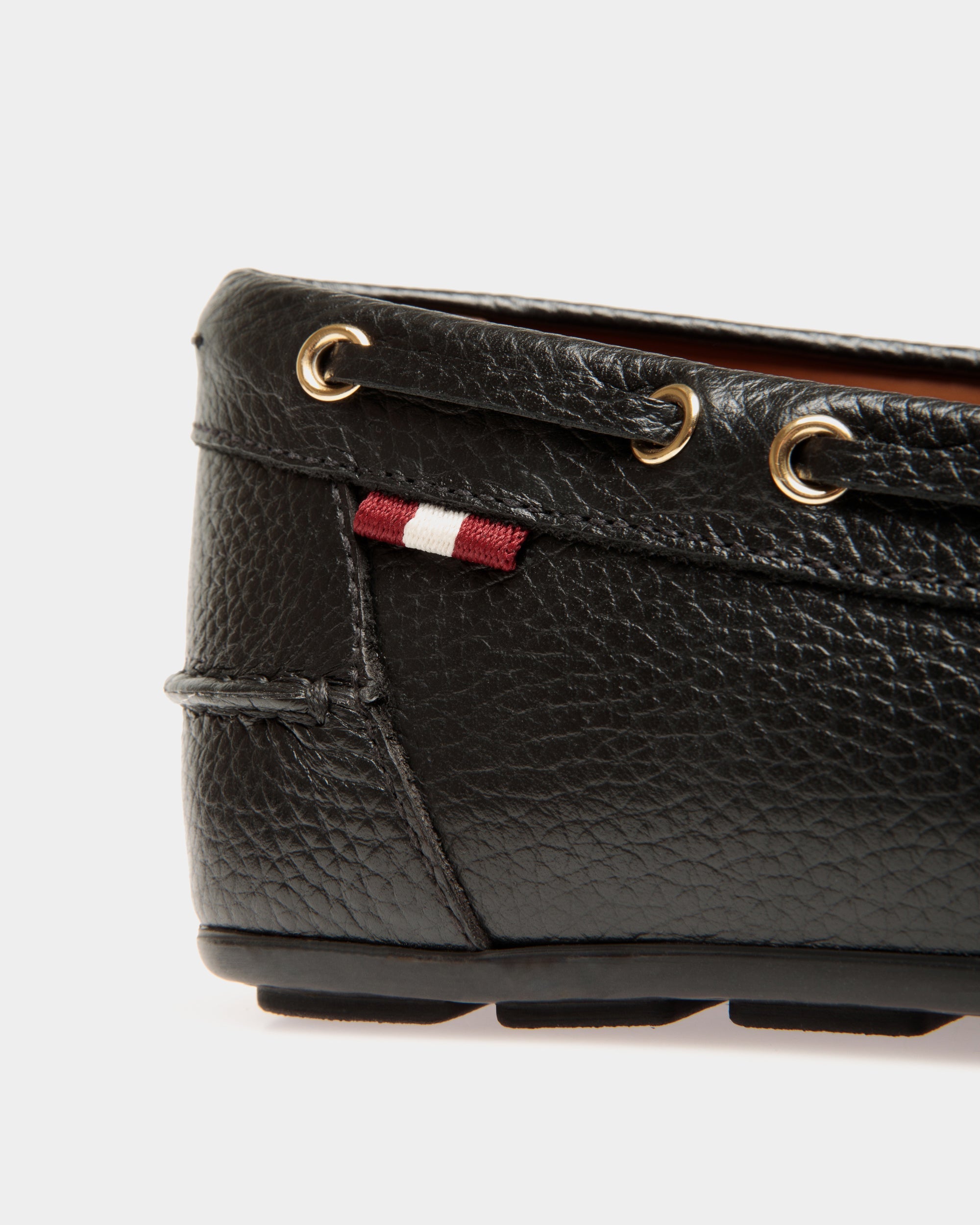 Bally Global - Chaussure Driver Clay En Cuir Grainé Noir - Noir