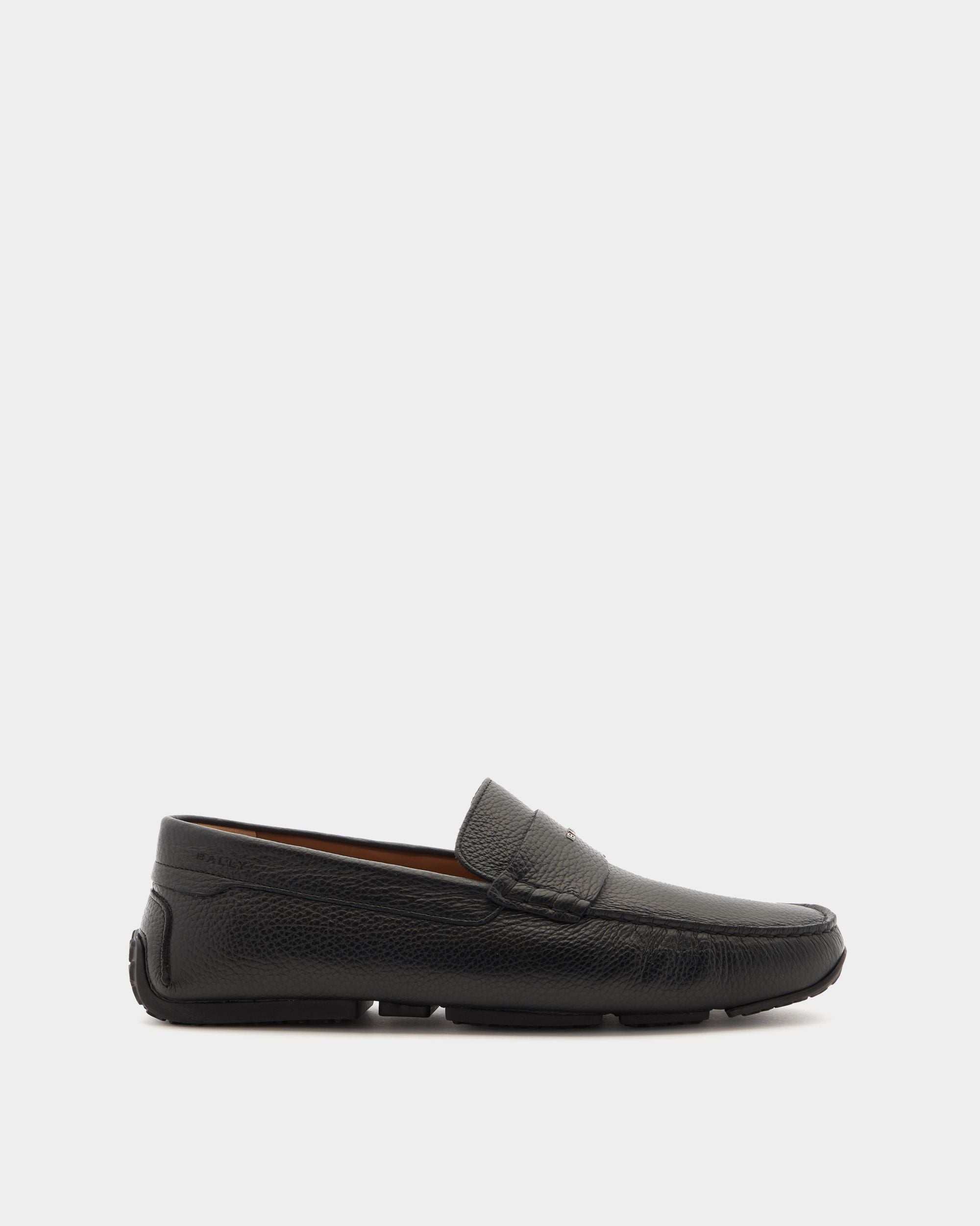 Bally Global - Pilot Driver in Black Grained Leather - Black