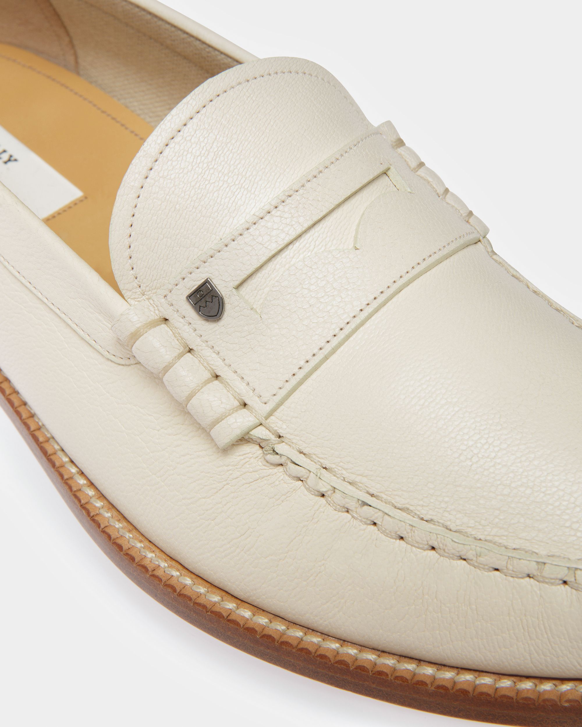 Bally Global - Ron Leather Moccasins In Bone - White