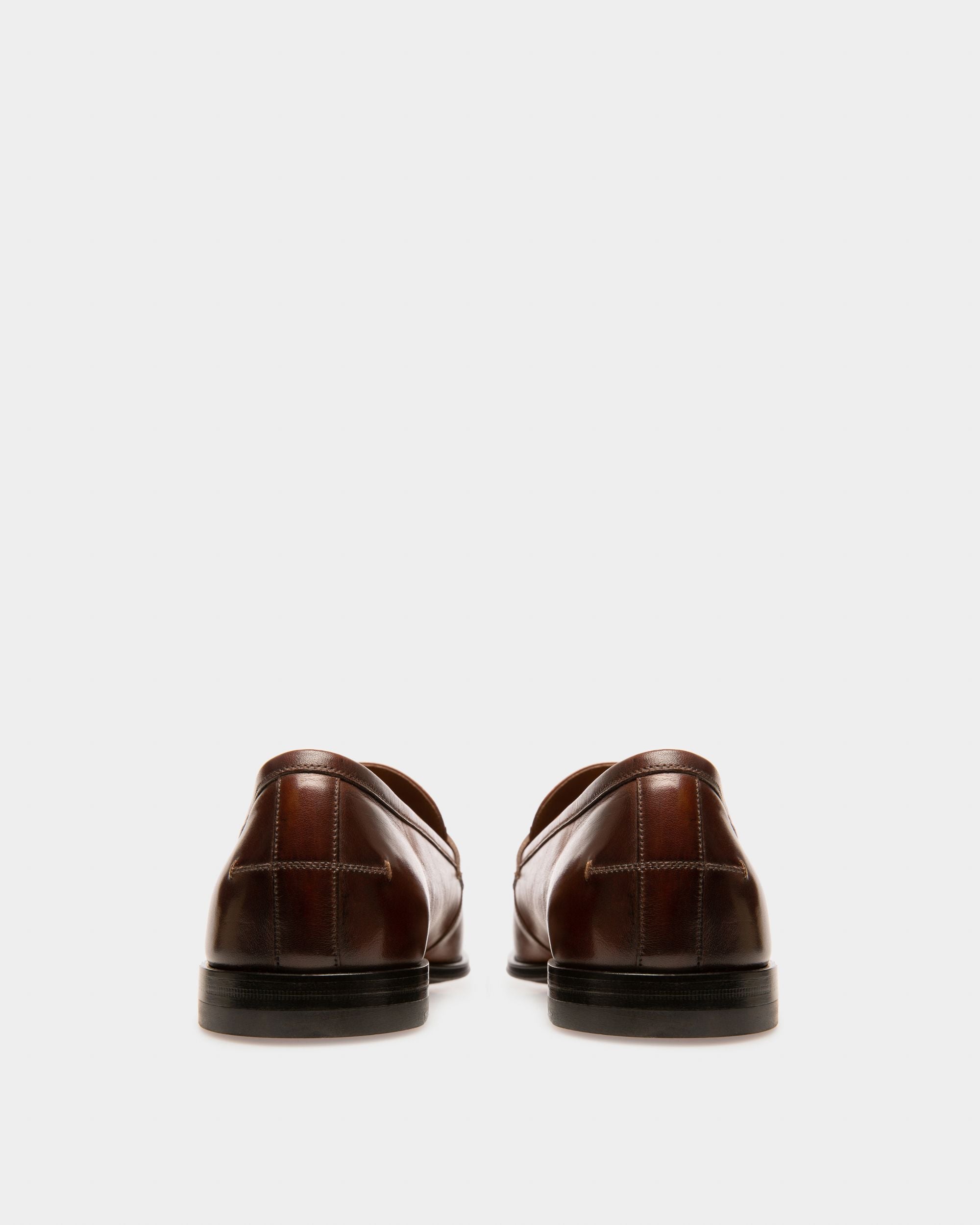 Bally Global - Webb Leather Loafers In Brown - Marrón
