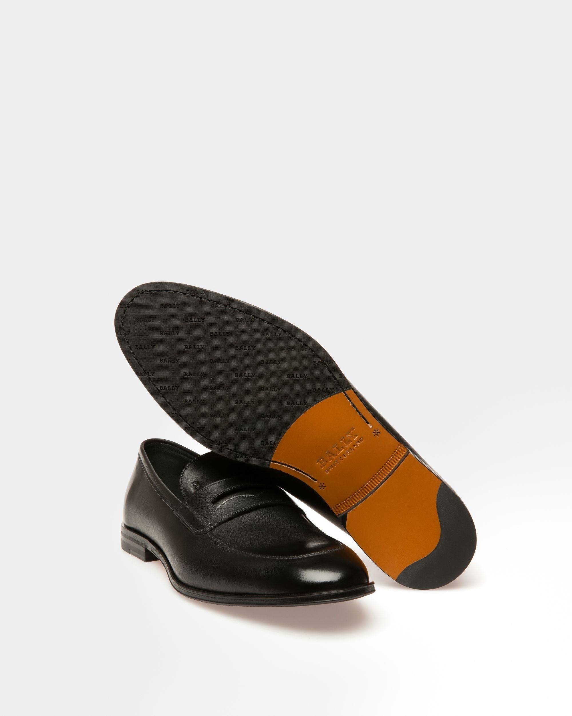 Bally Global - Webb Leather Loafers In Black - Black
