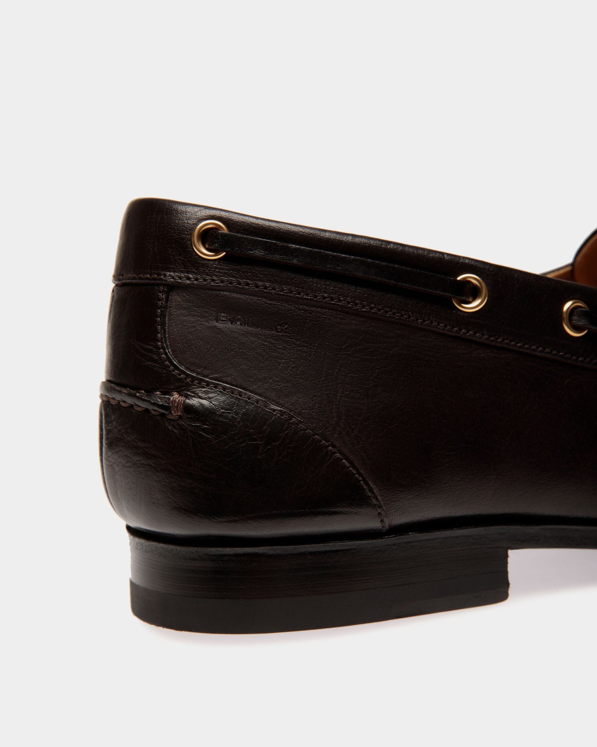Bally Global - Mocassin Plume En Cuir Marron Foncé - Marron