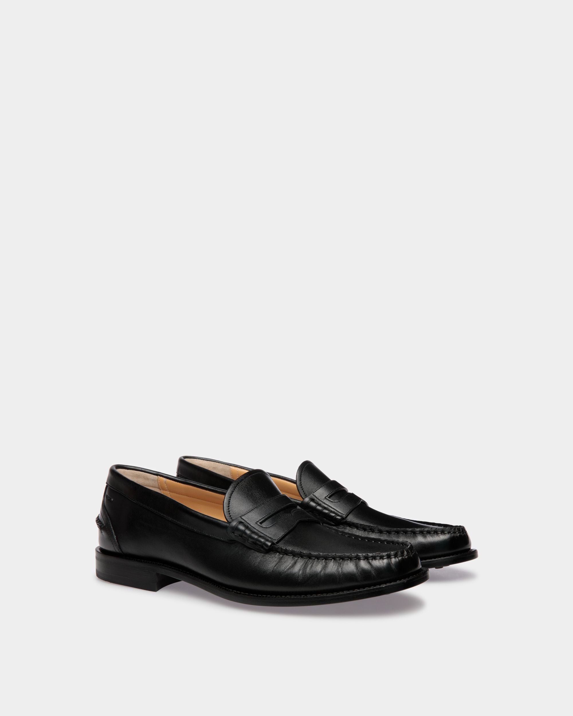 Bally Global - Oregon Loafer in Black Leather - Black