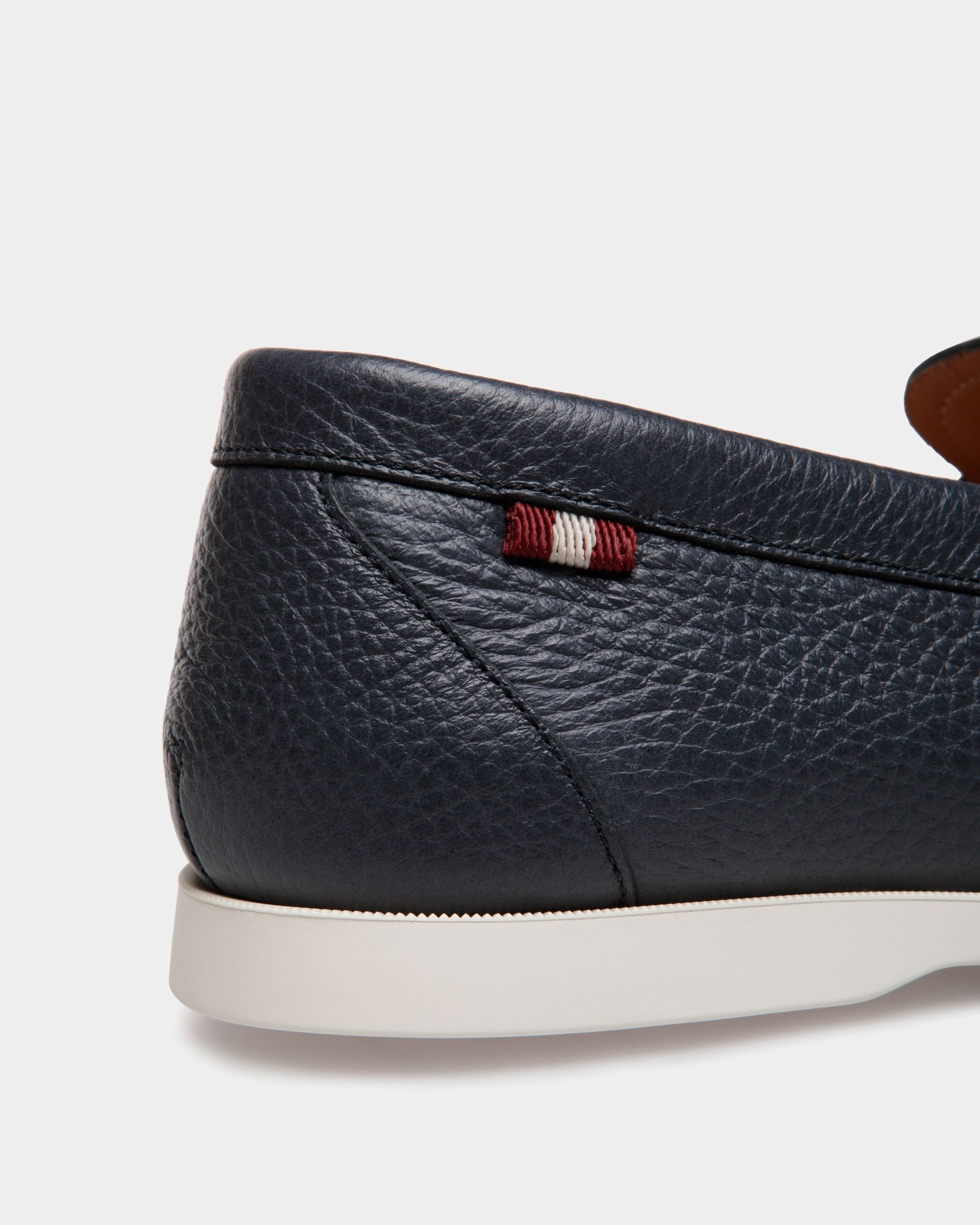 Bally Global - Nelson Loafer In Navy Blue Deer Leather - Azul