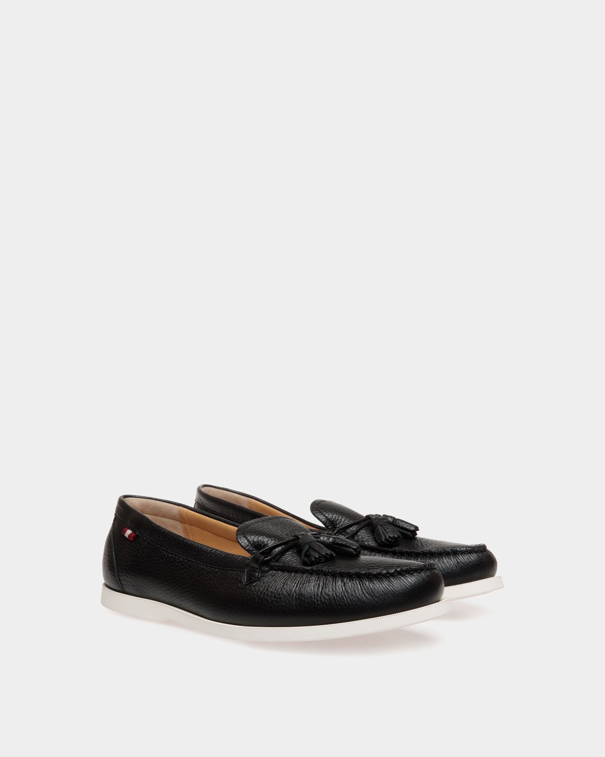 Bally Global - Nelson Moccasin In Black Grained Leather - Black