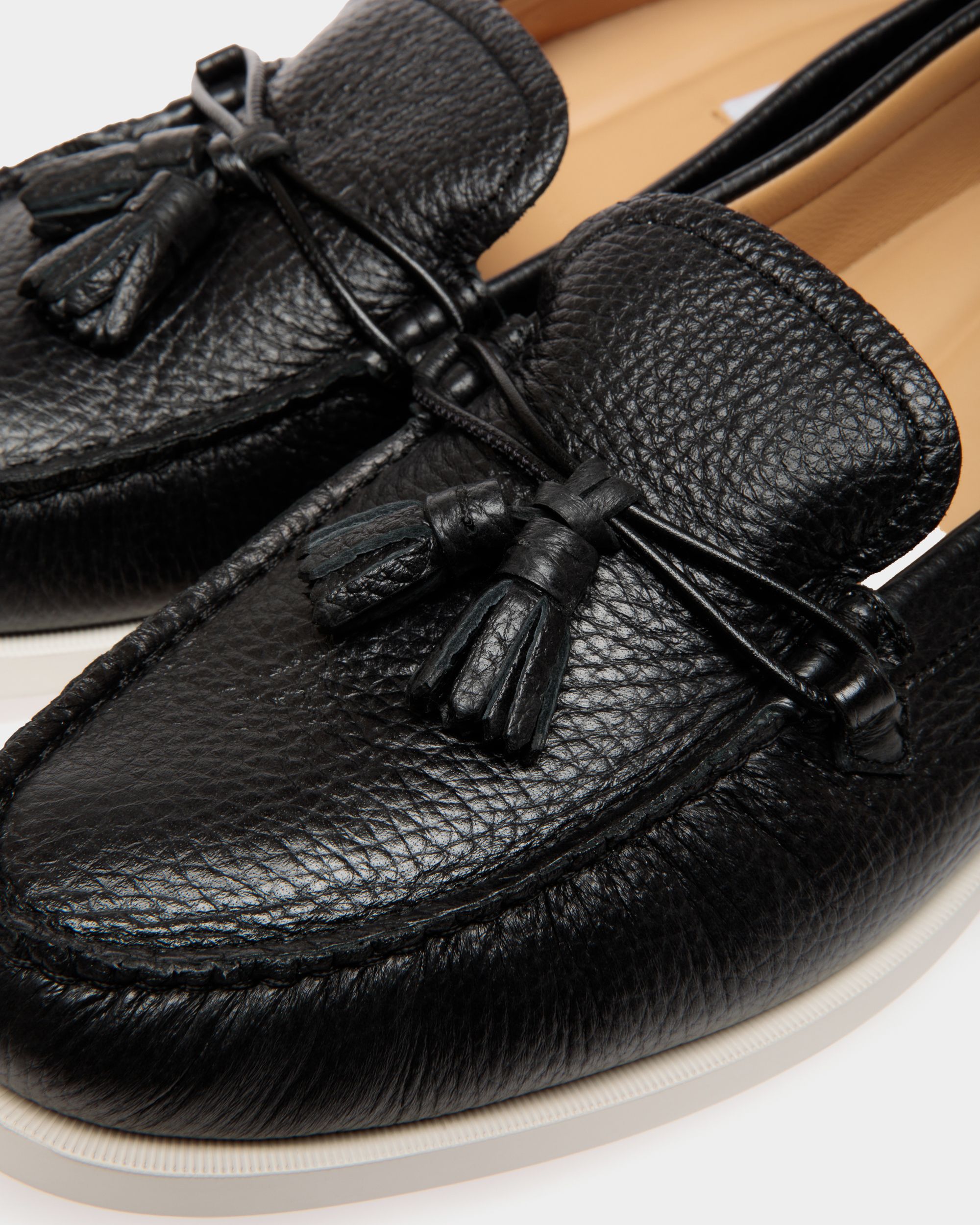 Bally Global - Nelson Moccasin In Black Grained Leather - Black