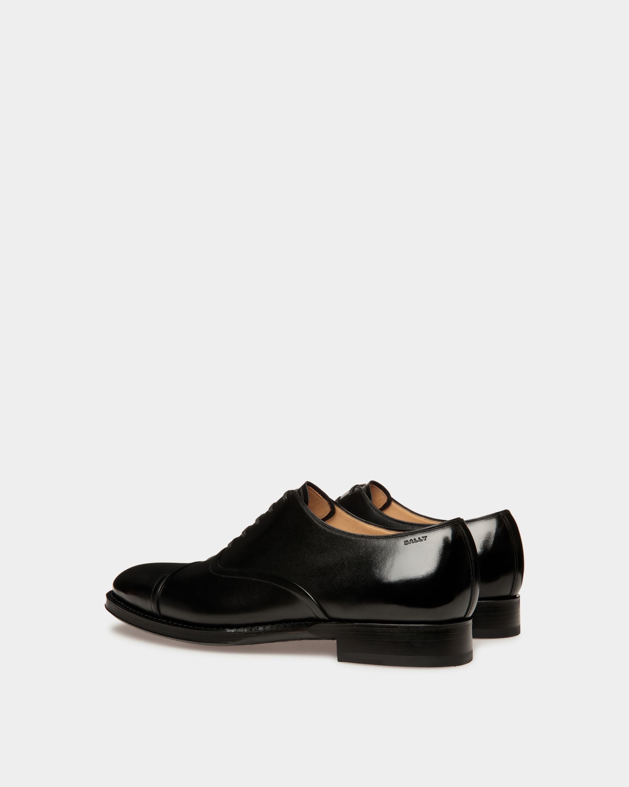 Bally Global - Scribe Un Oxford in Black Leather - Black