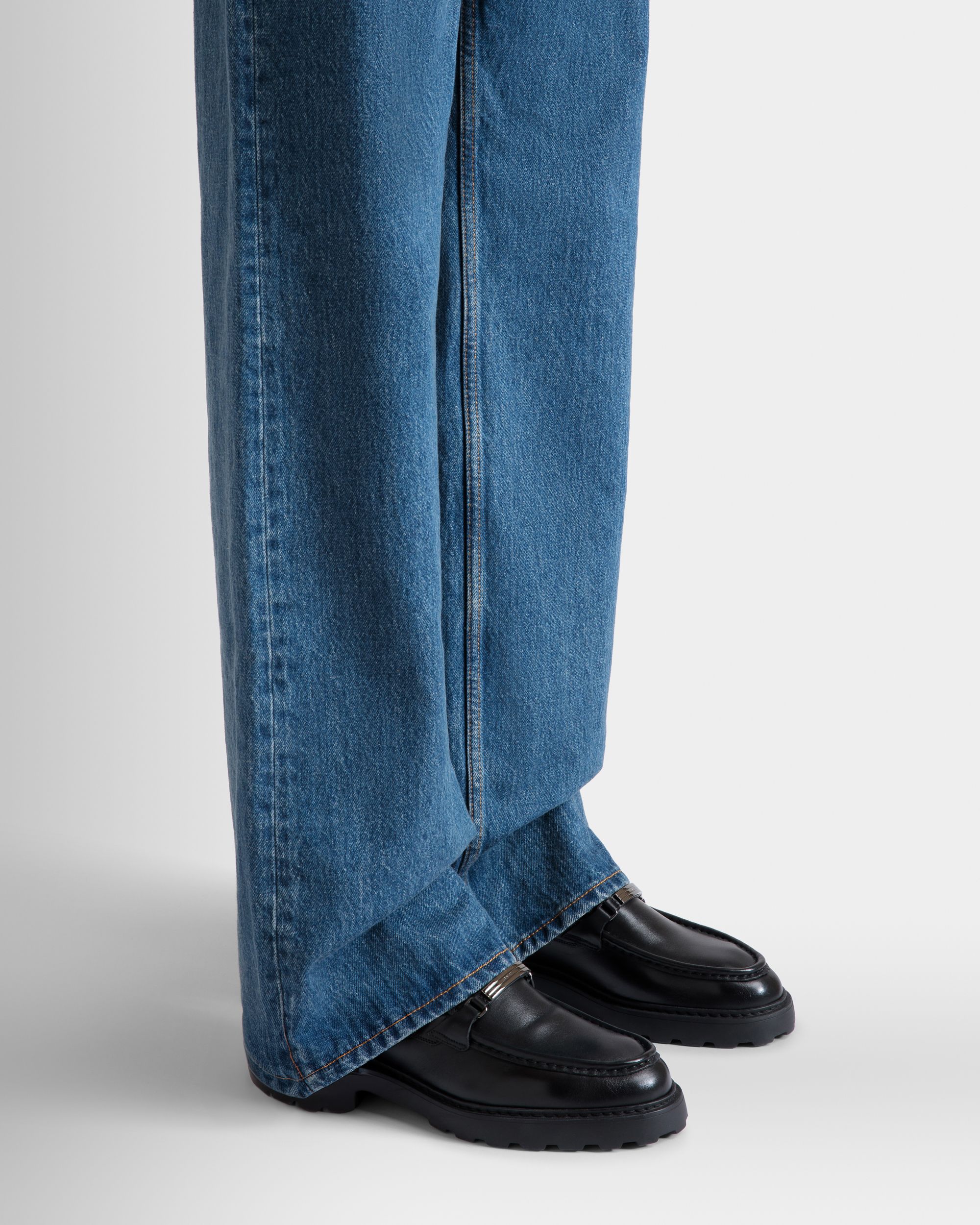 Bally Global - Gusto Loafer In Black Leather - Black