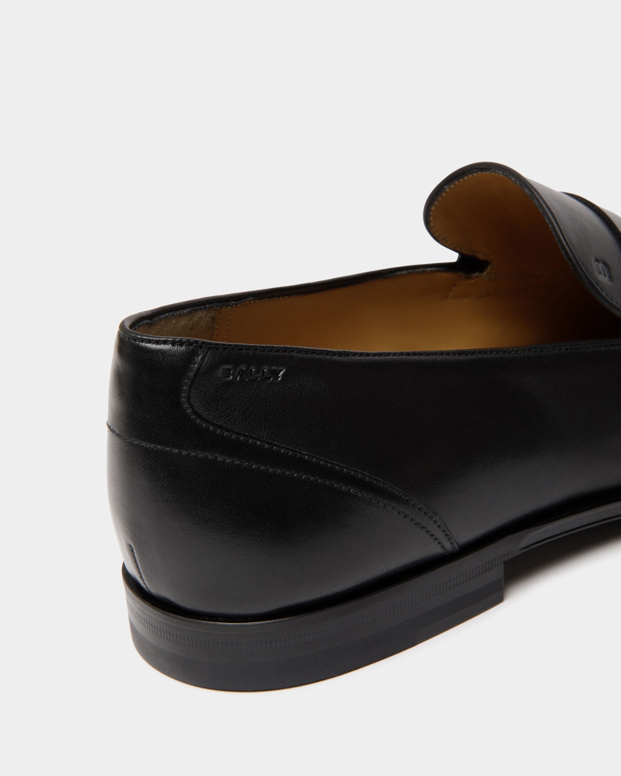 Bally Global - Westminster Loafer in Black Leather - Black