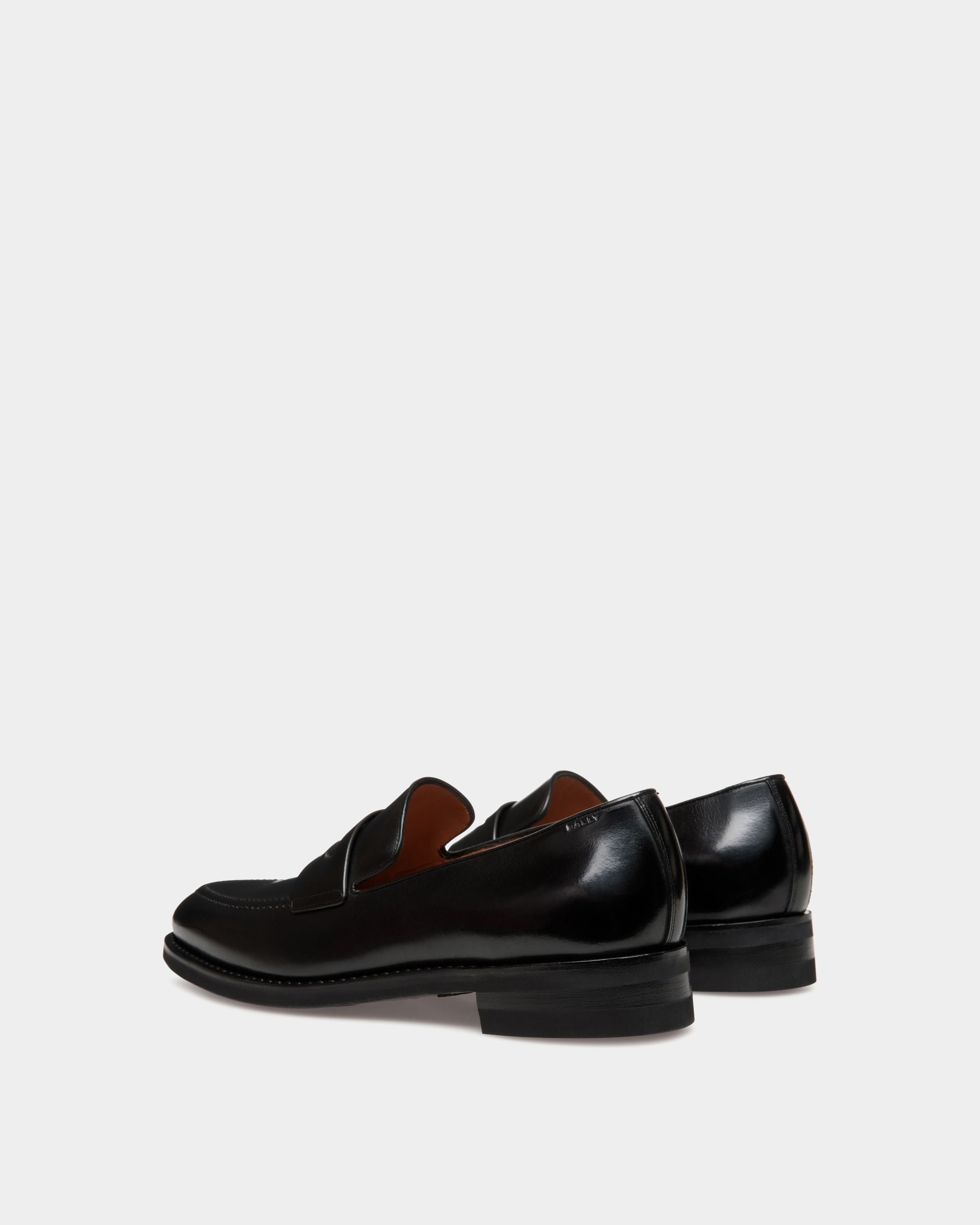 Bally Global - Scribe Un Loafer In Black Leather - Black
