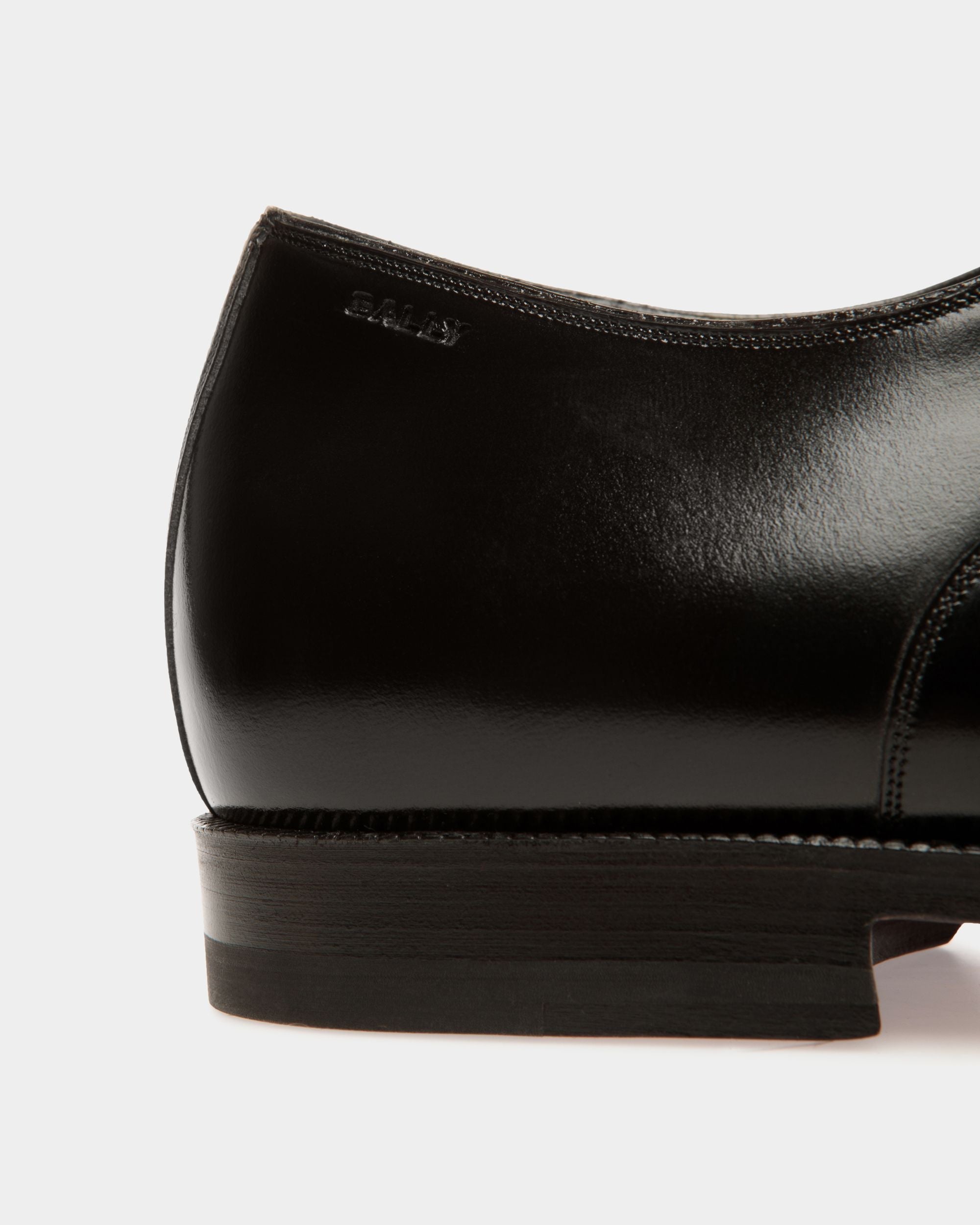 Bally Global - Carl Oxford in Black Leather - Black