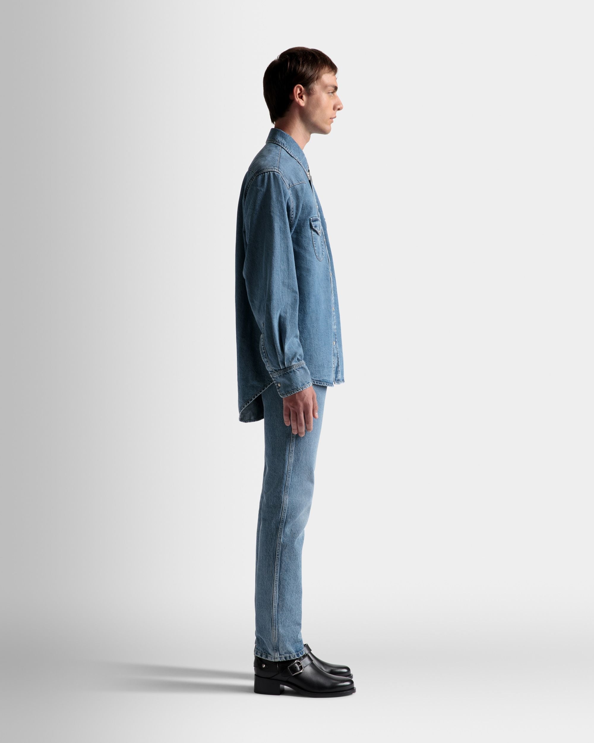 Bally Global - Camisa Tejana De Denim En Azul Claro - Azul