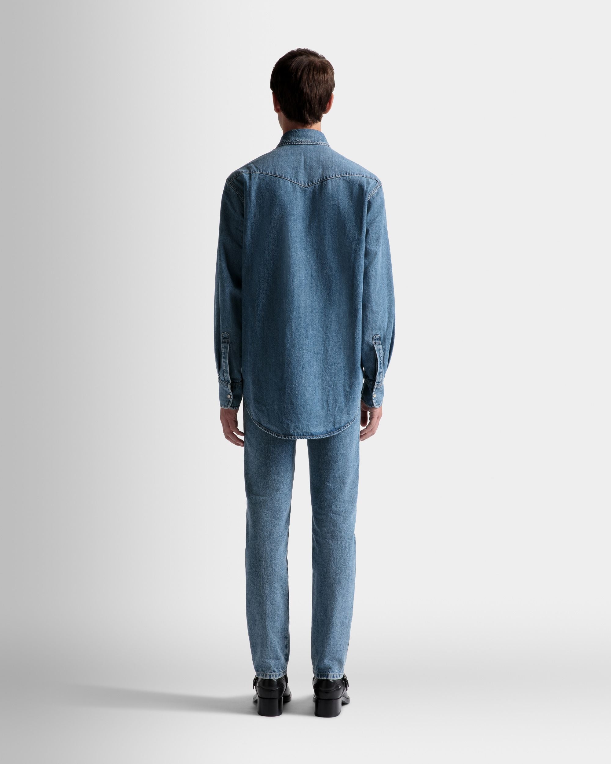 Bally Global - Camisa Tejana De Denim En Azul Claro - Azul