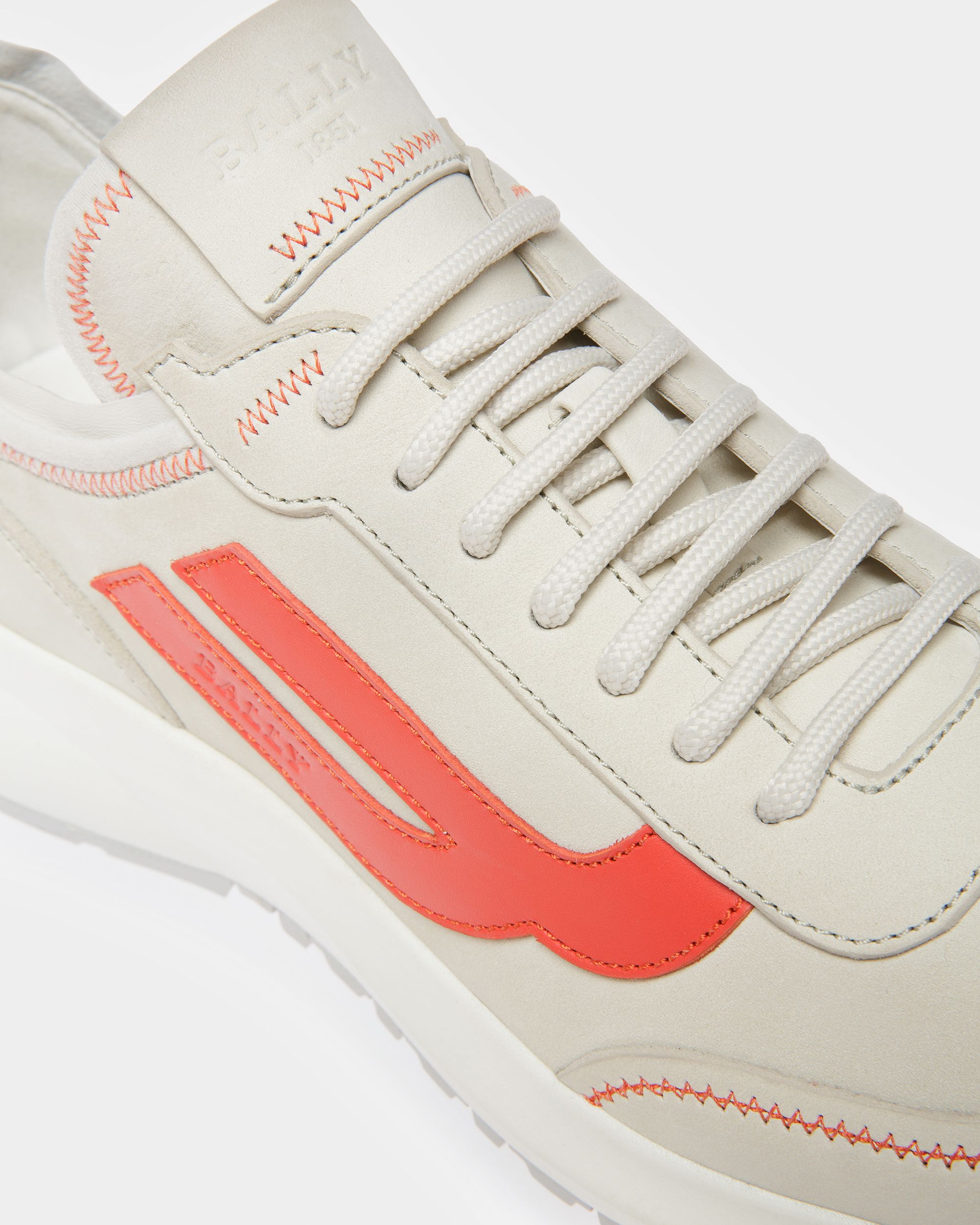 Bally Global - Darys Leather Sneakers In Dusty White And Orange - Multicolore