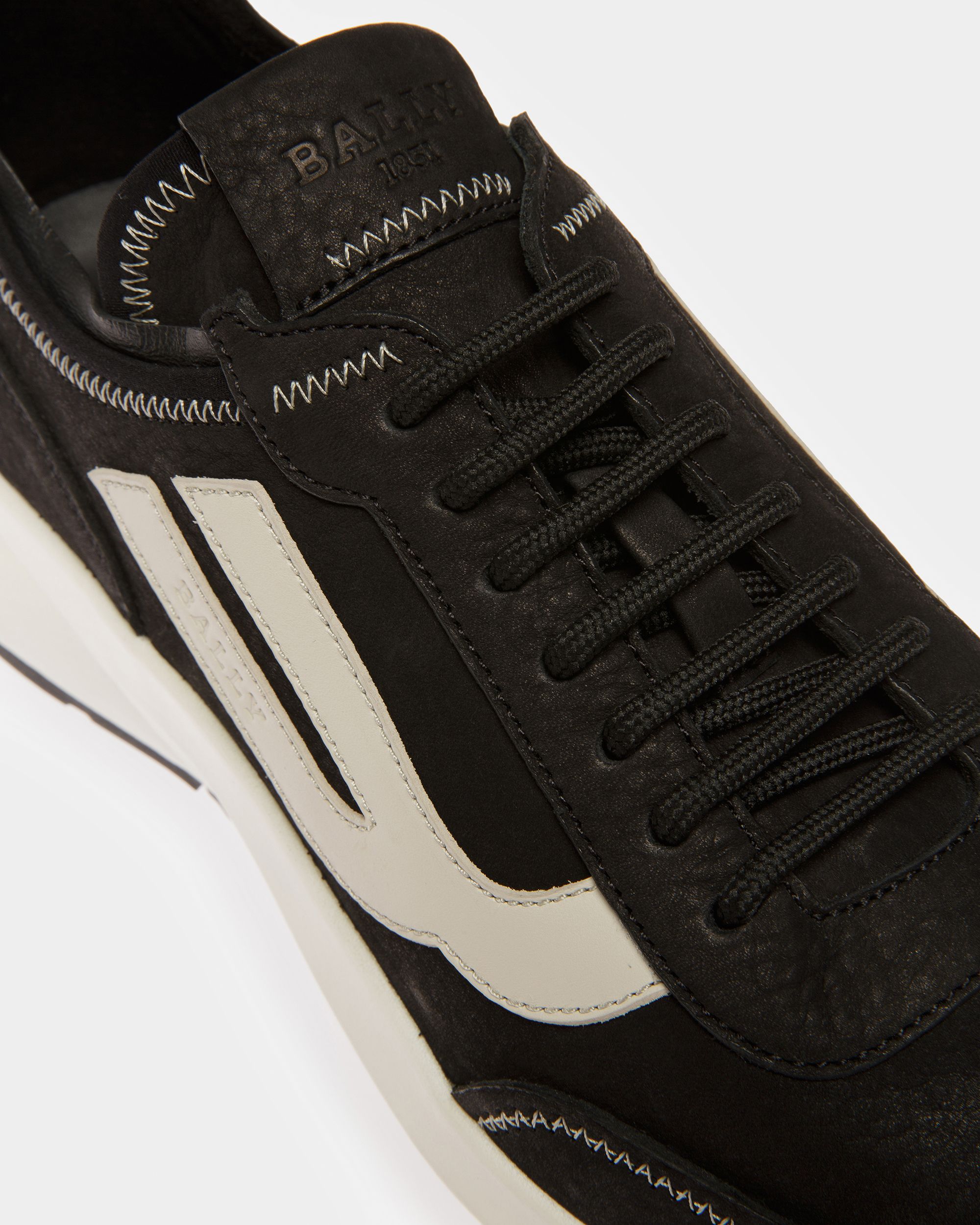Bally Global - Darys Zapatillas De Piel En Negro Y Blanco Empolvado - Multicolor
