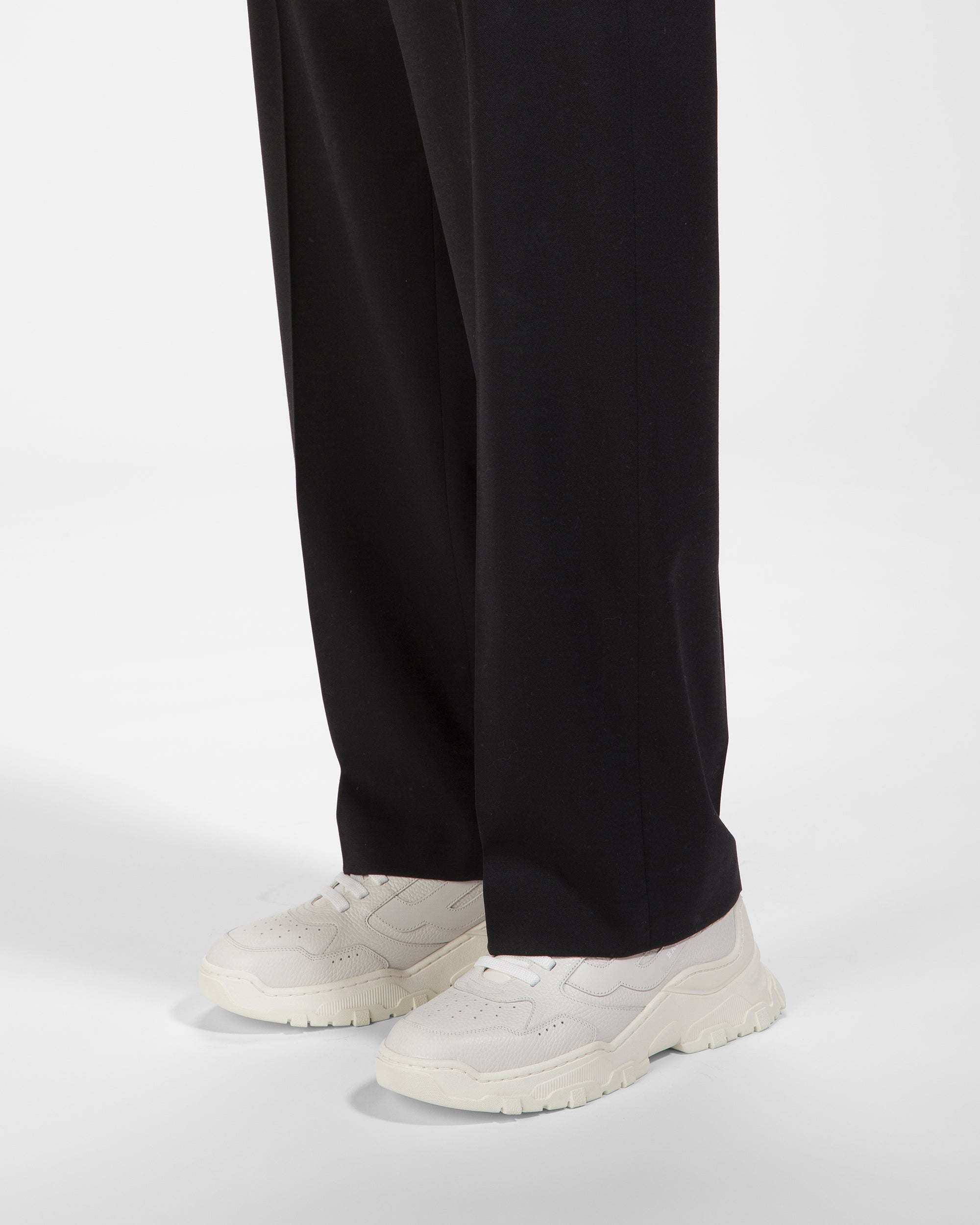 Bally Global - Holden Leather Sneakers In White - Blanco