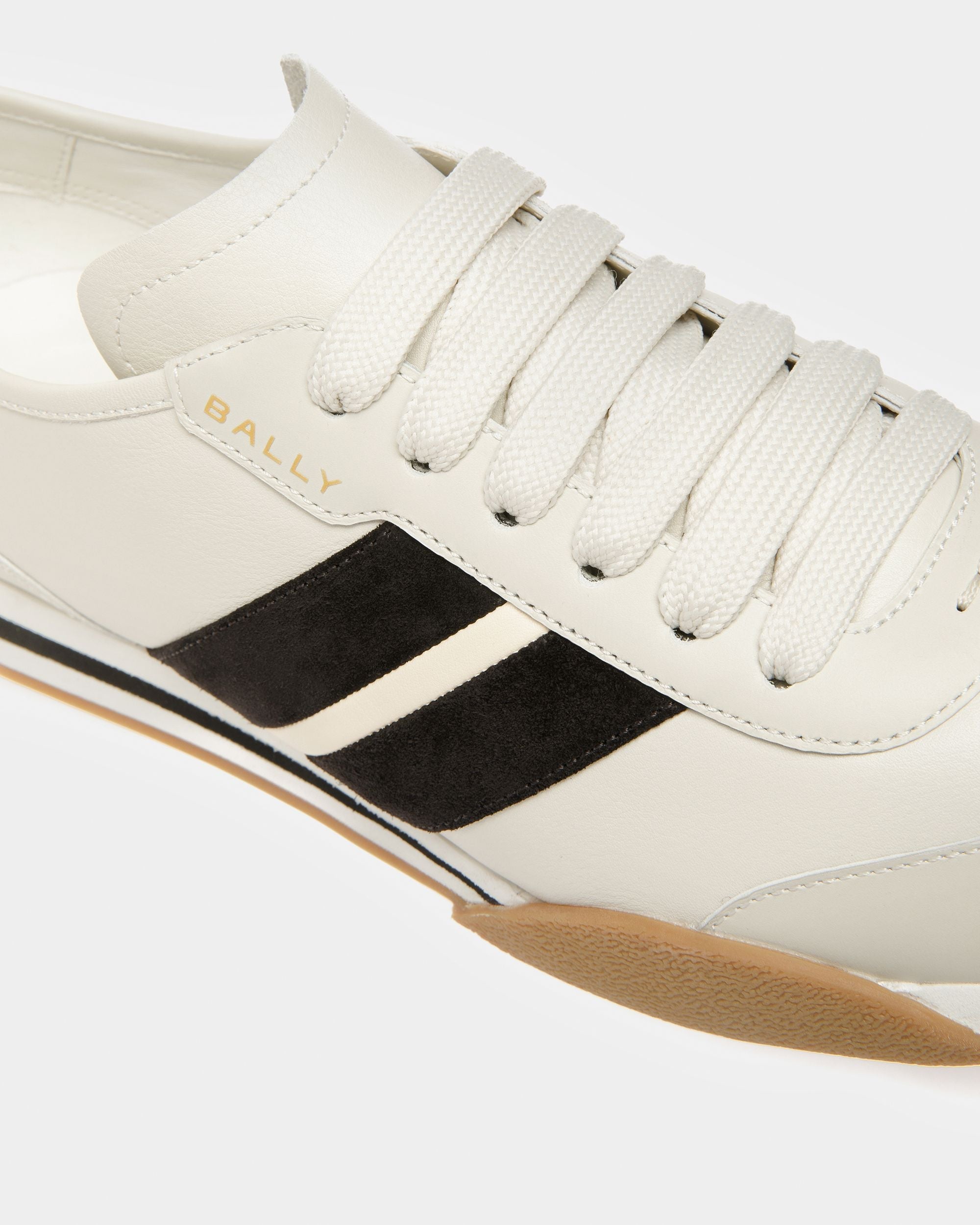 Bally Global - Sussex Sneakers In Dusty White Leather - Blanco