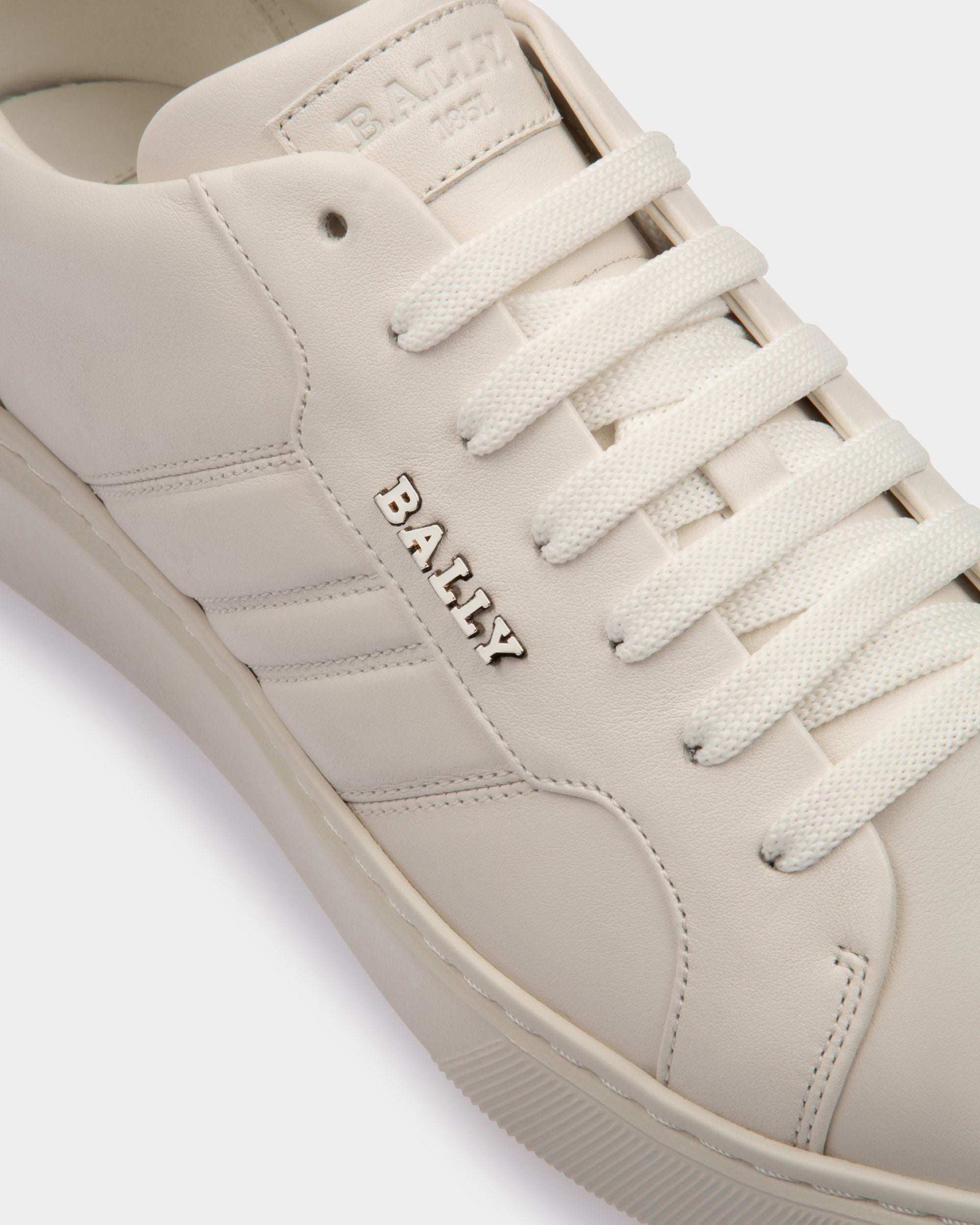Bally Global - Maxim Leather Sneakers In White - White