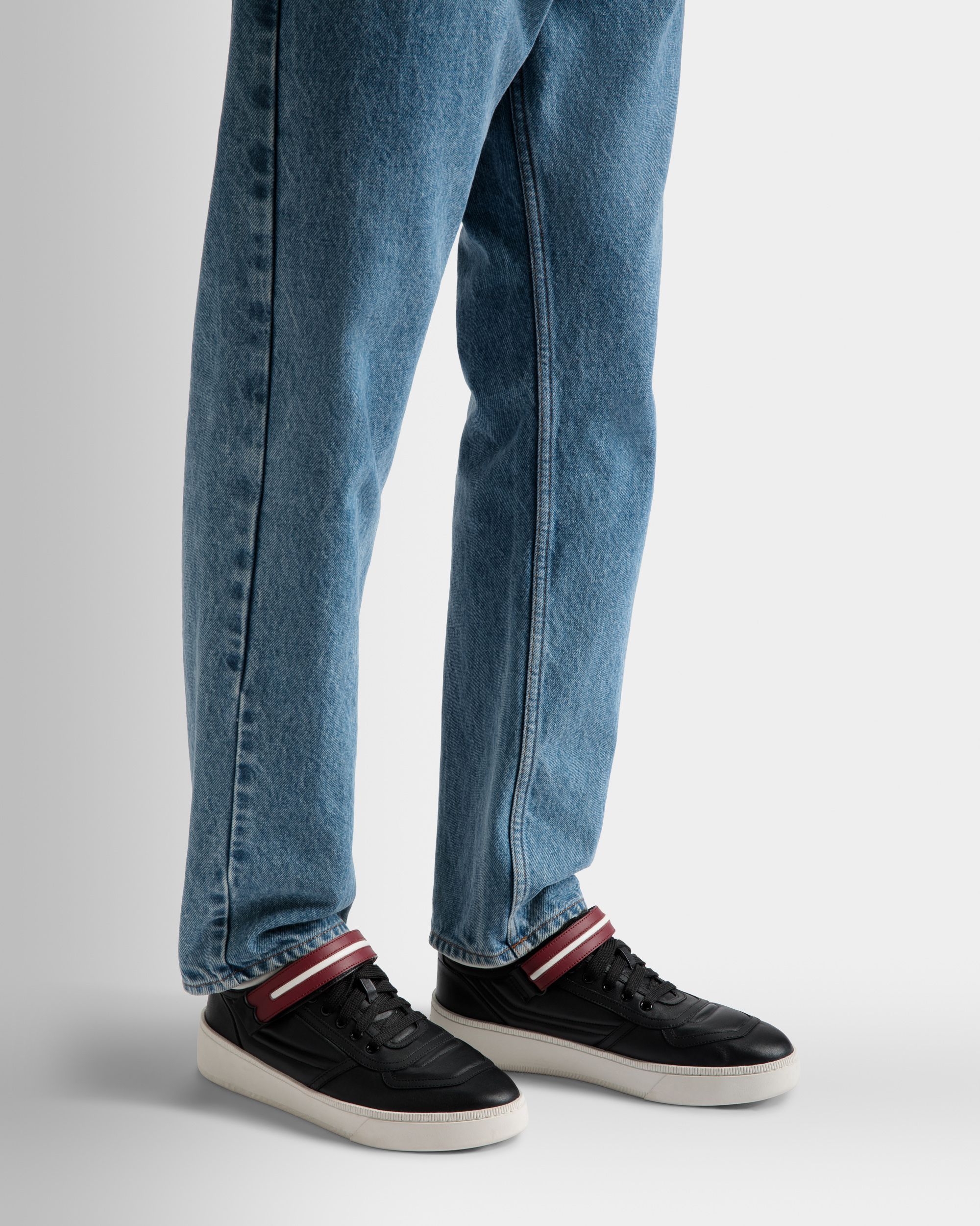 Bally Global - Raise Sneaker In Black Leather - Black