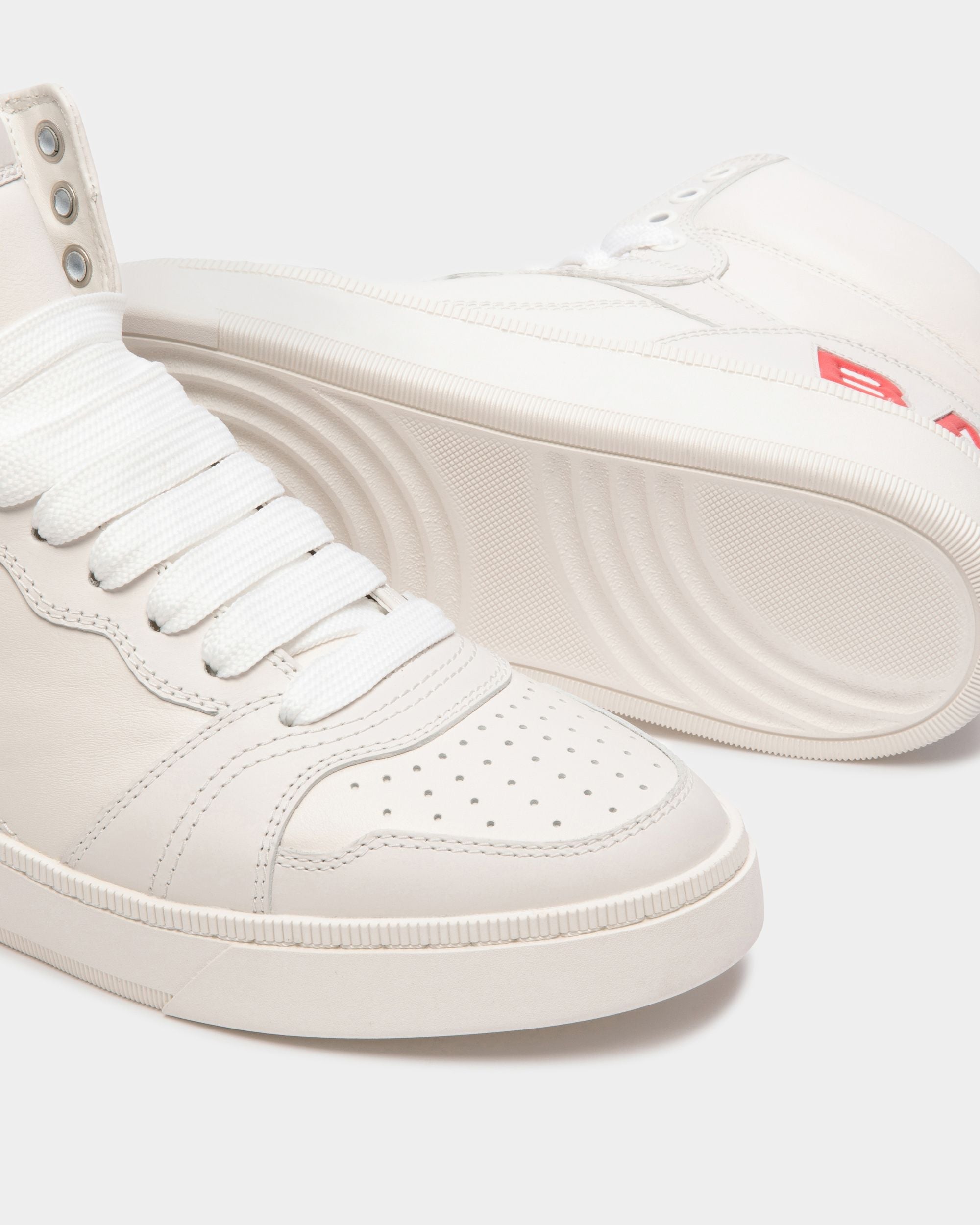 Bally Global - Zapatilla Alta Raise De Piel Blanca - Blanco