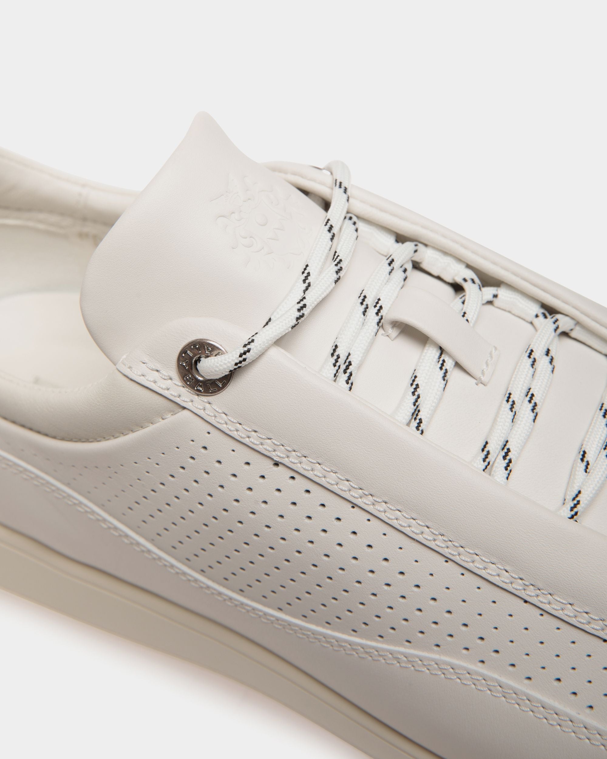 Bally Global - Manto Runner Sneaker in White Leather - White