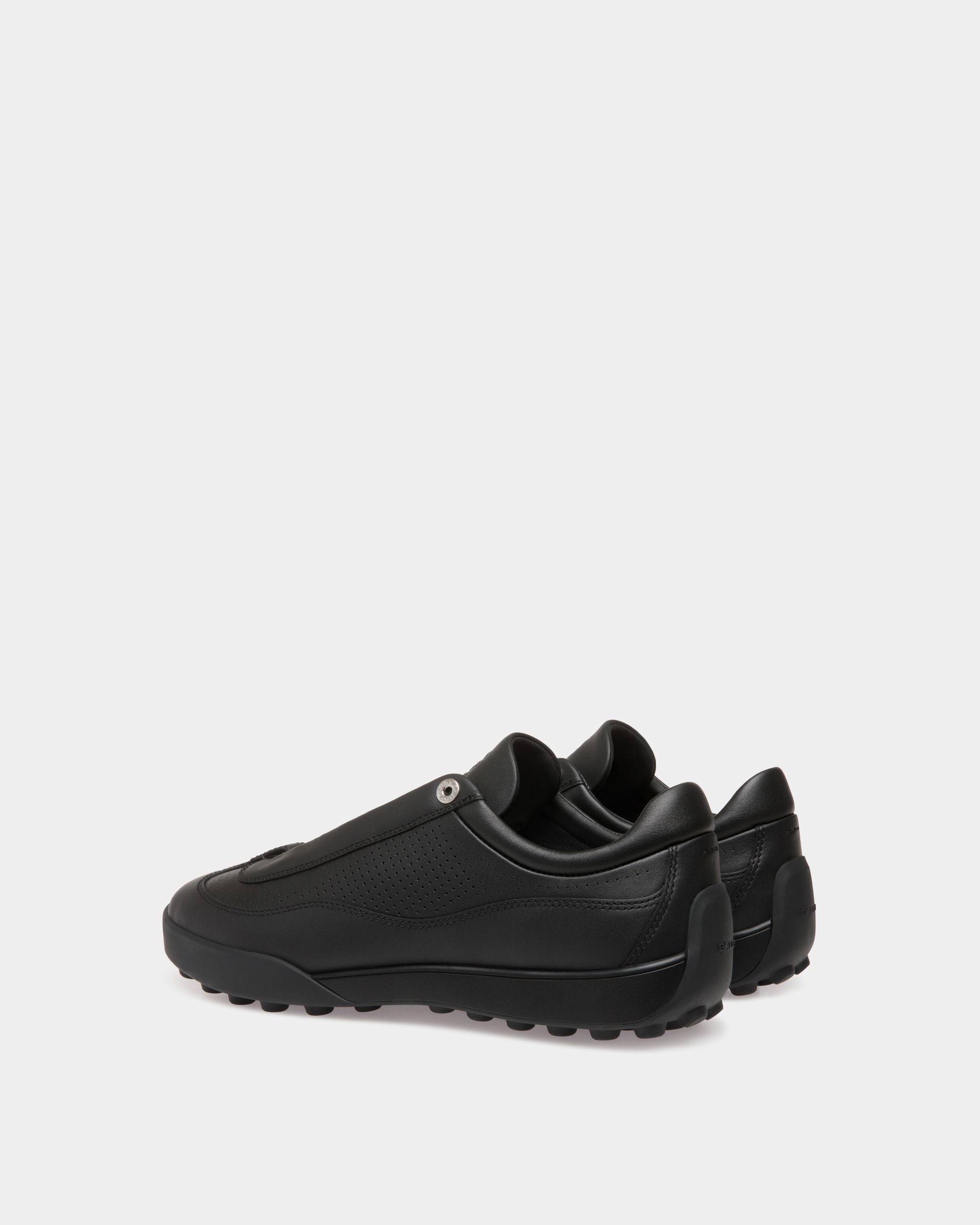 Bally Global - Manto Runner Sneaker in Black Leather - Black