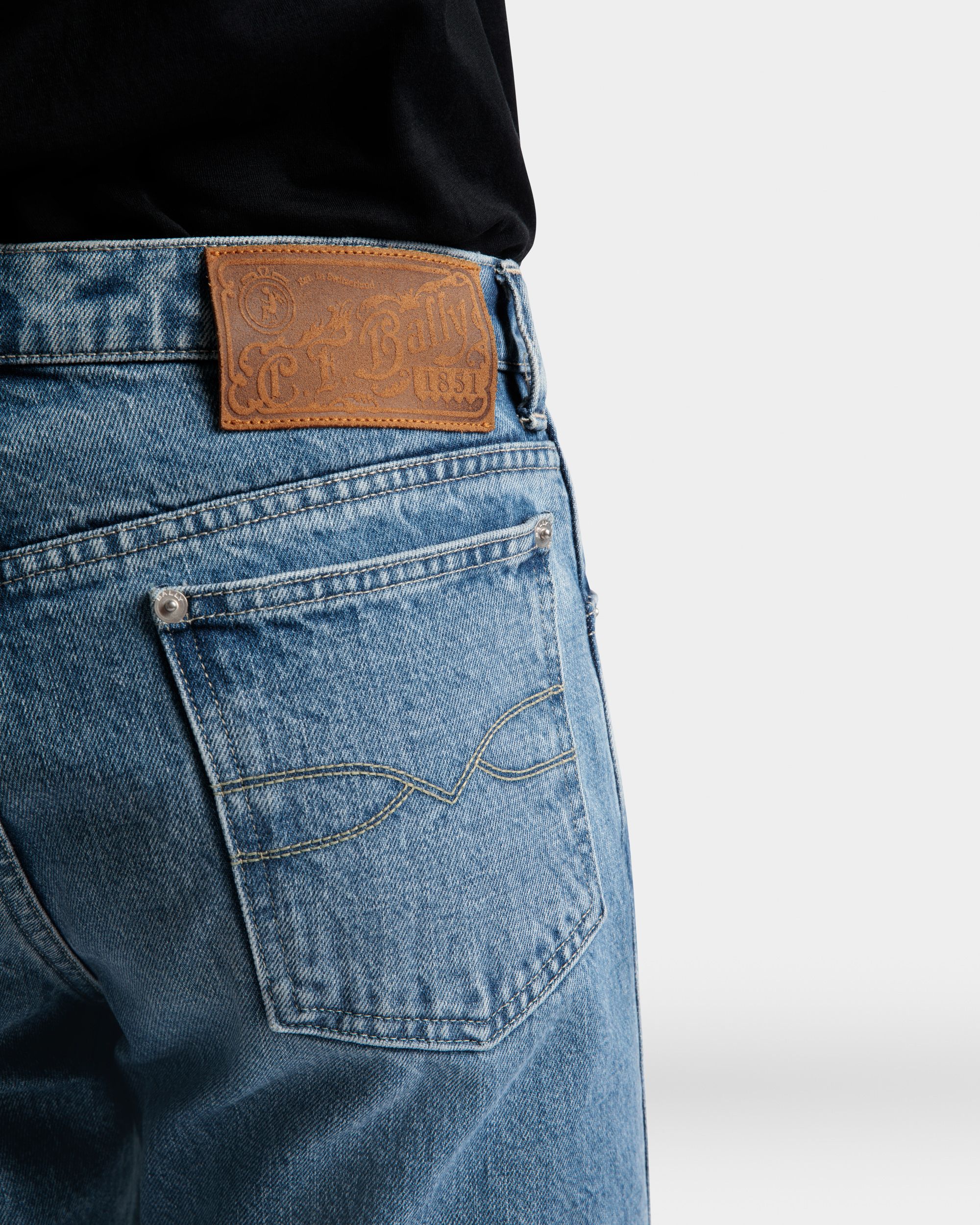Bally Global - Straight Jeans In Light Blue Denim - Blue