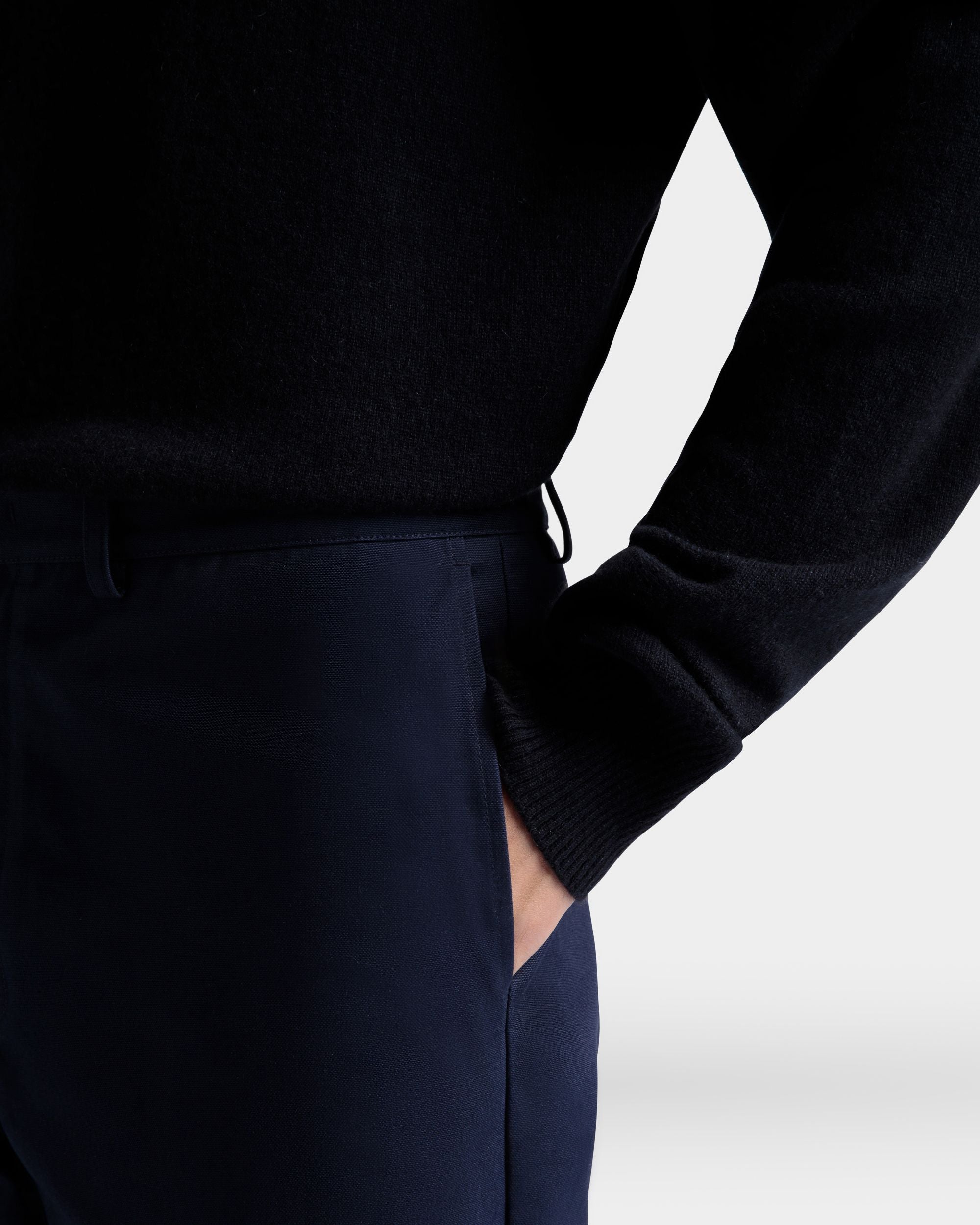 Bally Global - Pants in Dark Blue Cotton - Blue