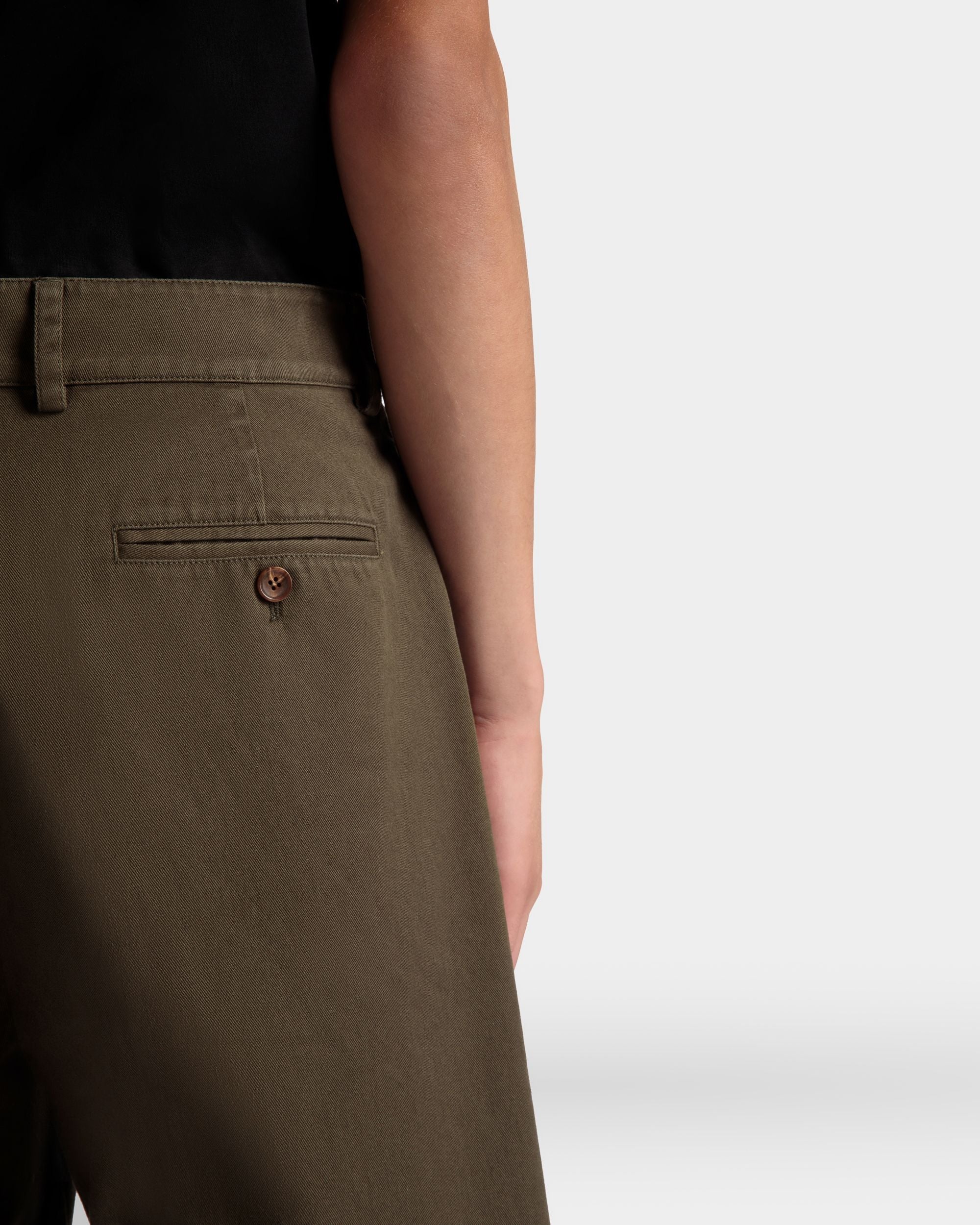 Bally Global - Adrien Brody Travel Collection Shorts In Military Green Cotton - Green
