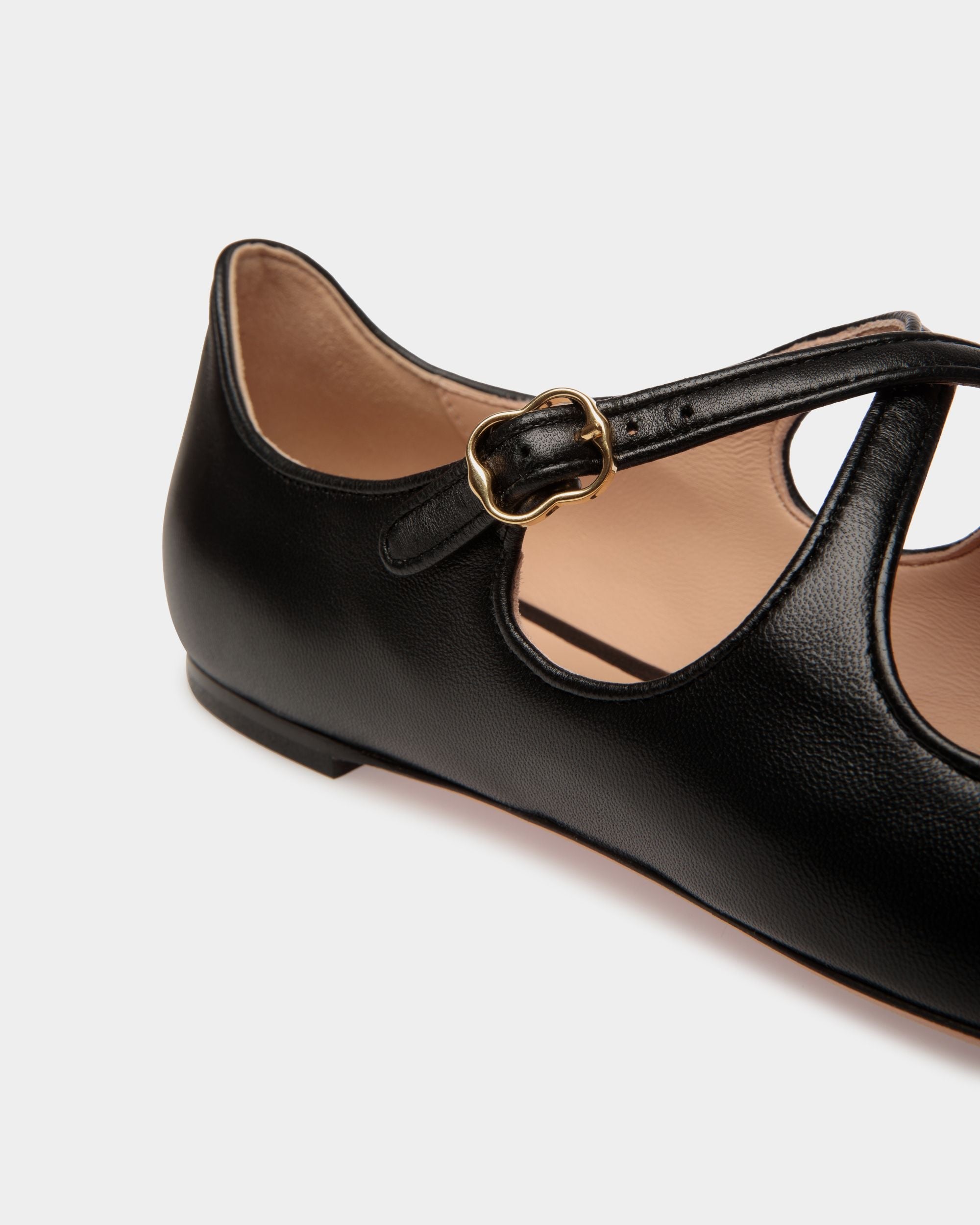 Bally Global - Zapato Plano Ballyrina De Napa Negra - Negro