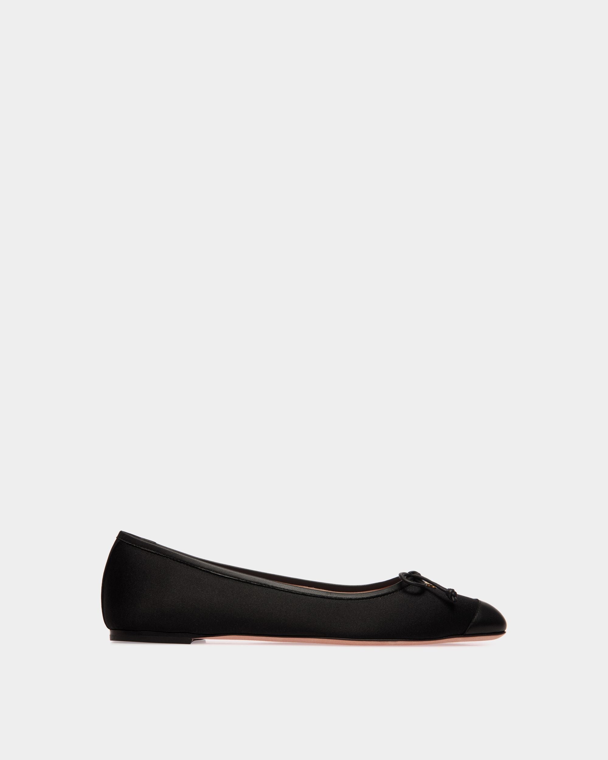 Bally Global - Chaussure À Talon Plat Ballyrina En Tissu Et Cuir Noirs - Noir