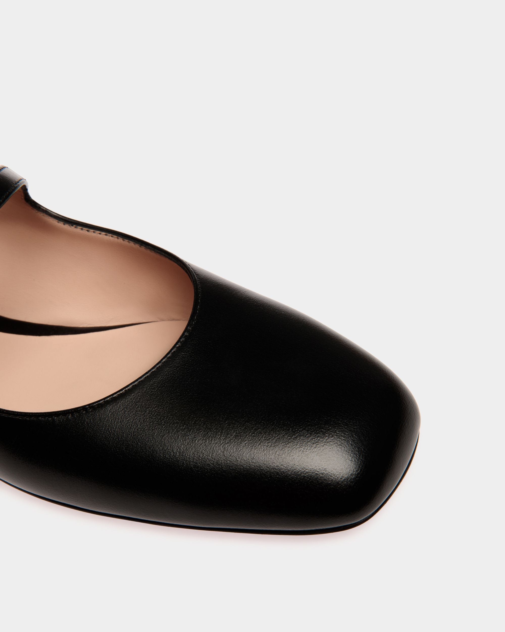 Bally Global - Zapato Plano Ballyrina De Piel Negra - Negro