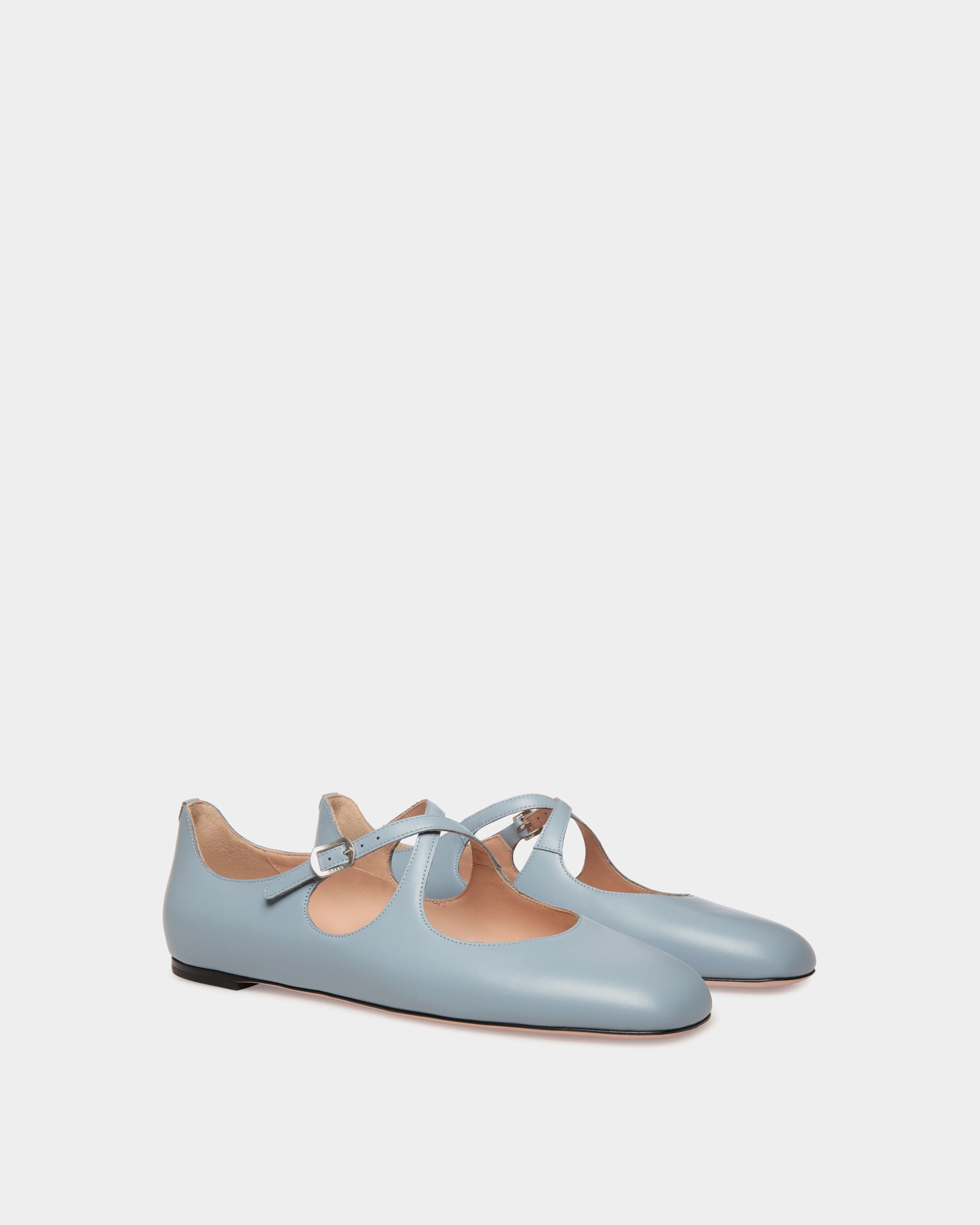 Bally Global - Chaussure À Talon Plat Ballyrina En Cuir Light Blue - Bleu
