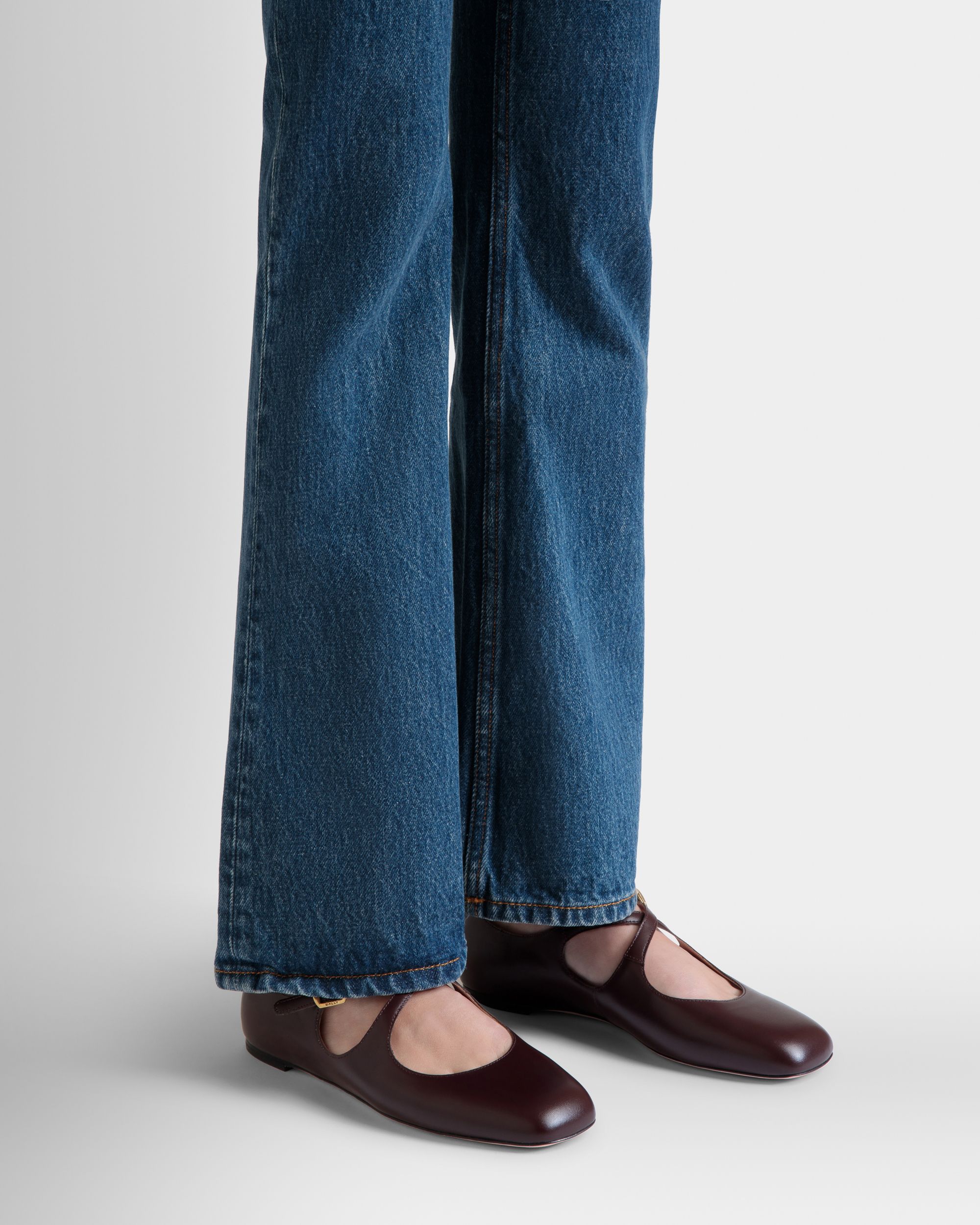 Bally Global - Chaussure À Talon Plat Ballyrina En Cuir Deep Burgundy - Bordeaux