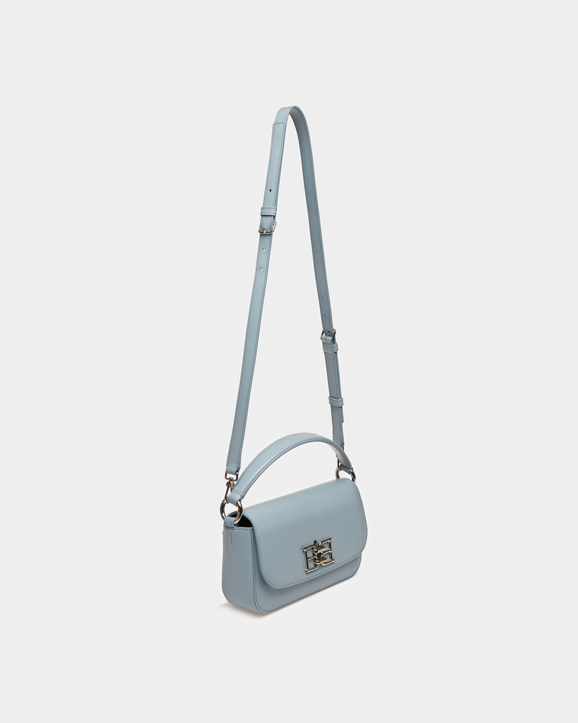 Bally Global - Brodye Bolso Bandolera De Piel En Azul Claro - Azul