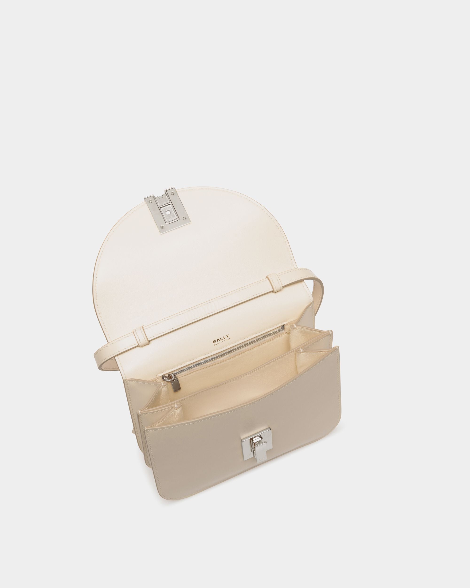 Bally Global - Sac À Bandoulière Ollam En Cuir Blanc - Blanc