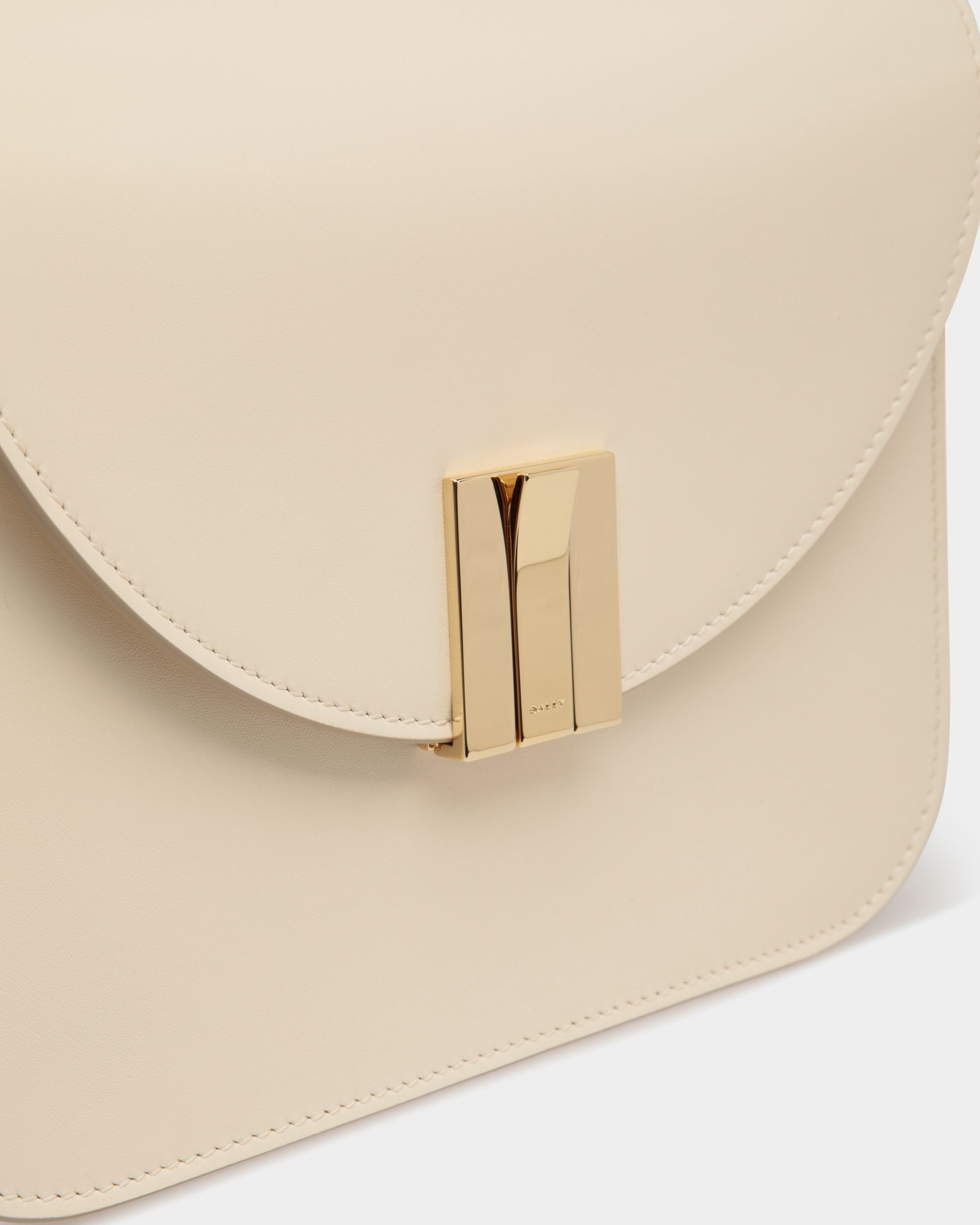 Bally Global - Ollam Crossbody Bag In White Leather - White