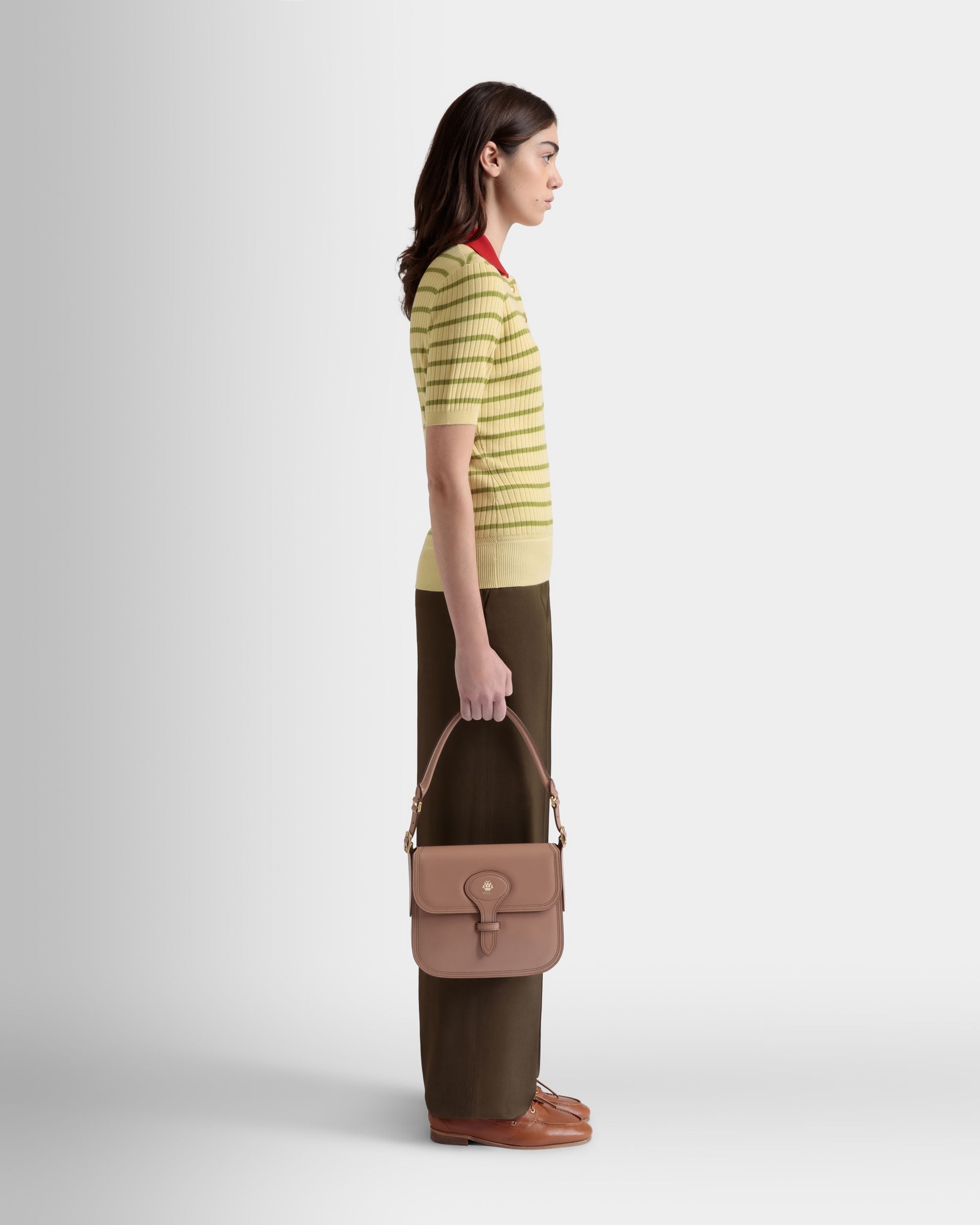 Bally Global - Sac À Bandoulière Beckett En Cuir Brossé Praline Beige - Beige