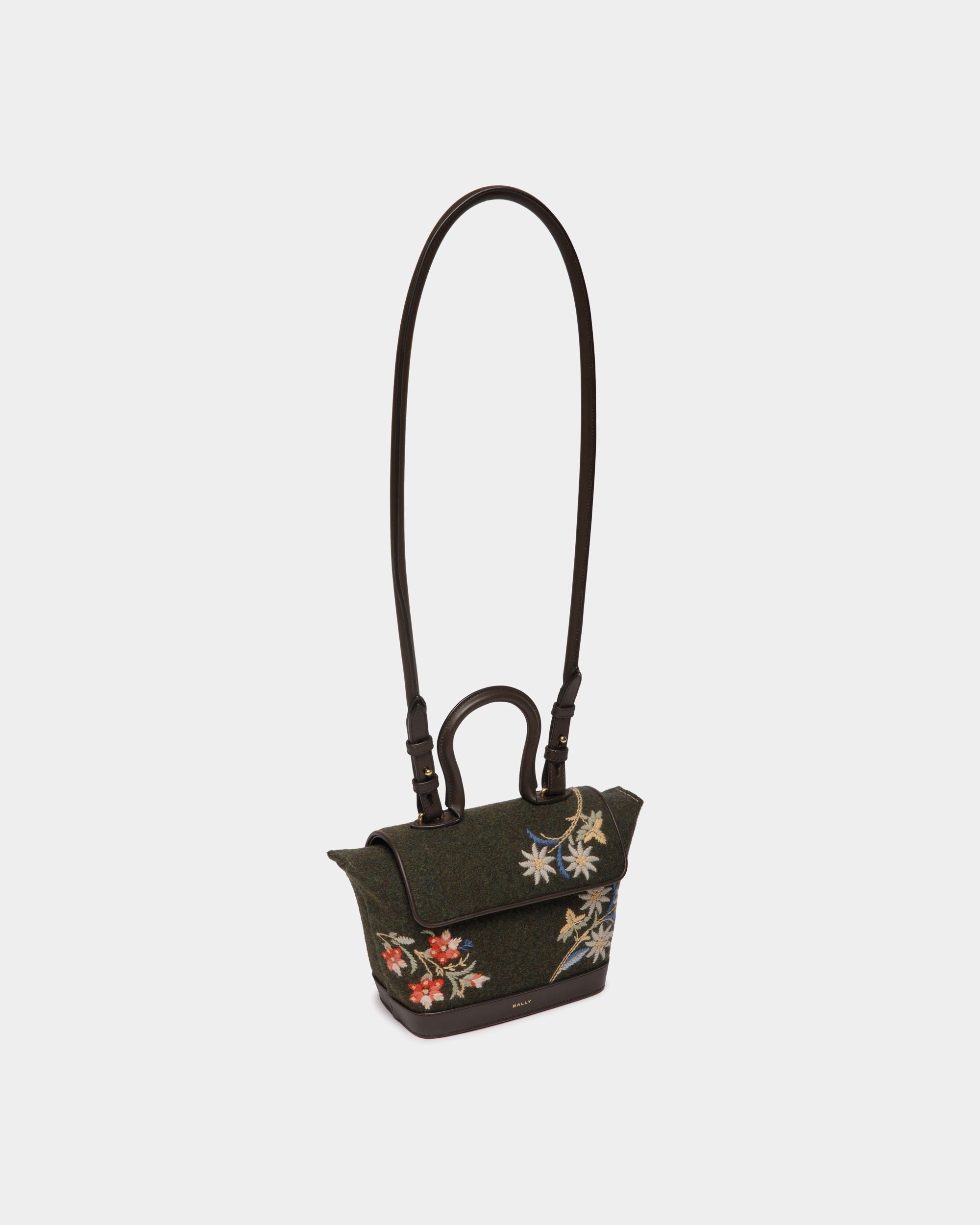 Bally Global - Winter Capsule Top Handle Bag in Dark Green Wool and Ebano Leather With Alpine Flowers - Vert